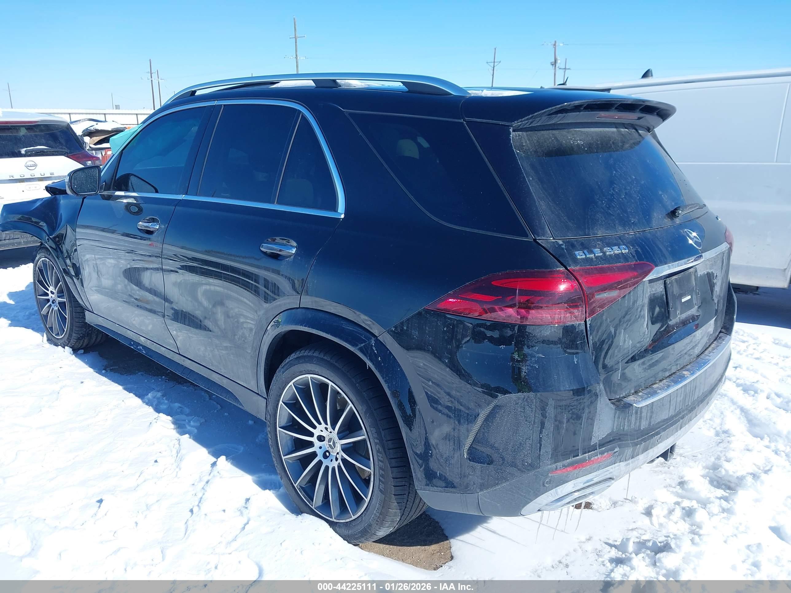MERCEDES-BENZ GLE image 3