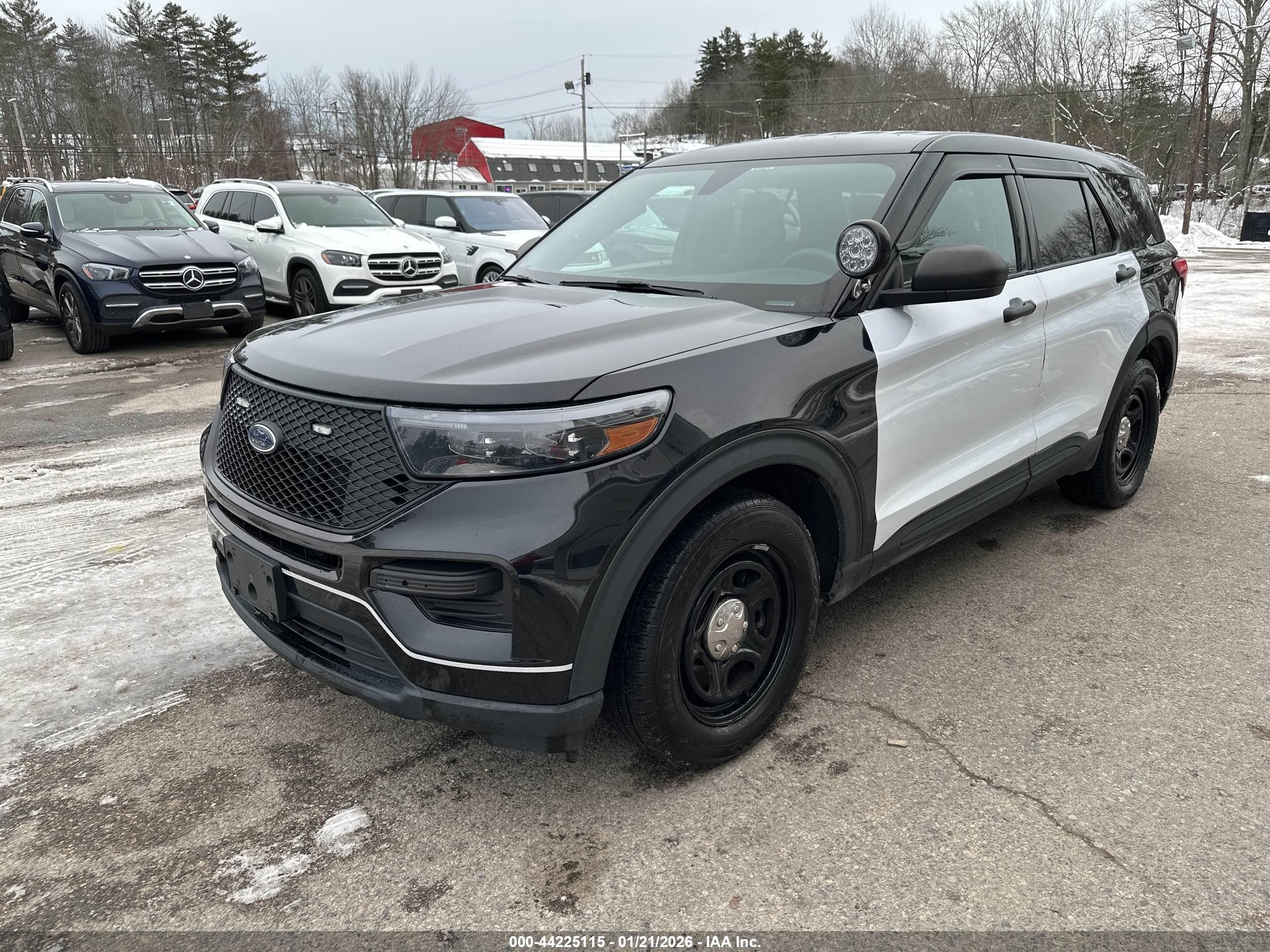 FORD EXPLORER image 2