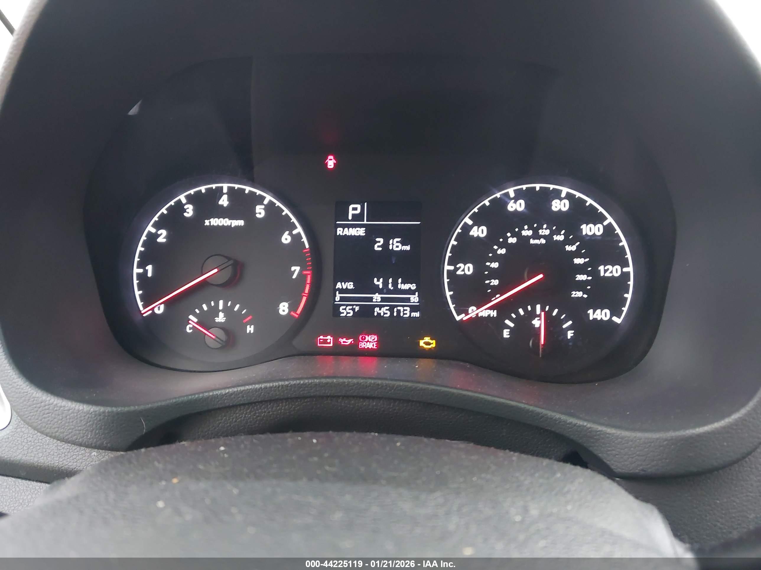 HYUNDAI ACCENT image 7