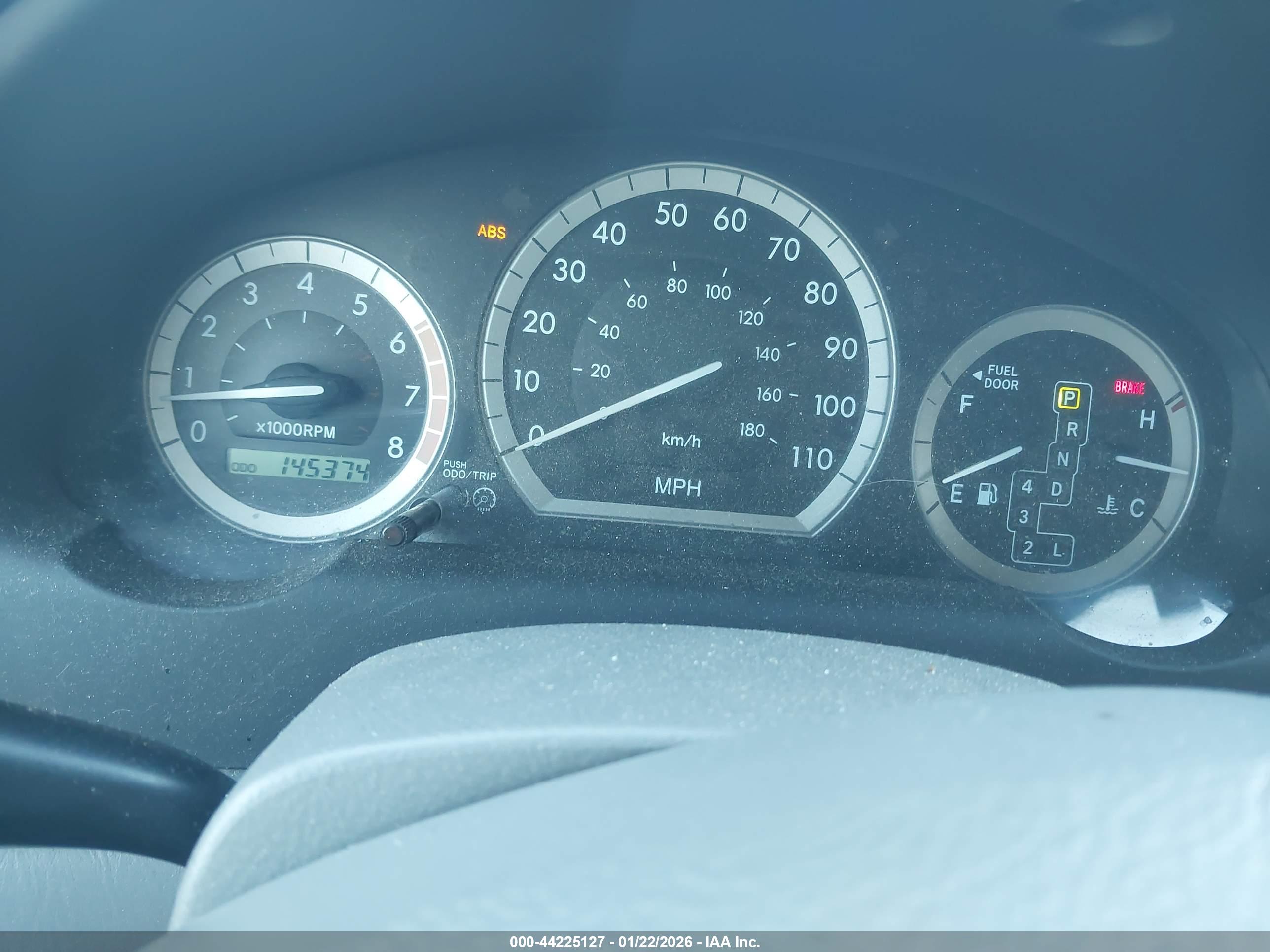 TOYOTA SIENNA image 7
