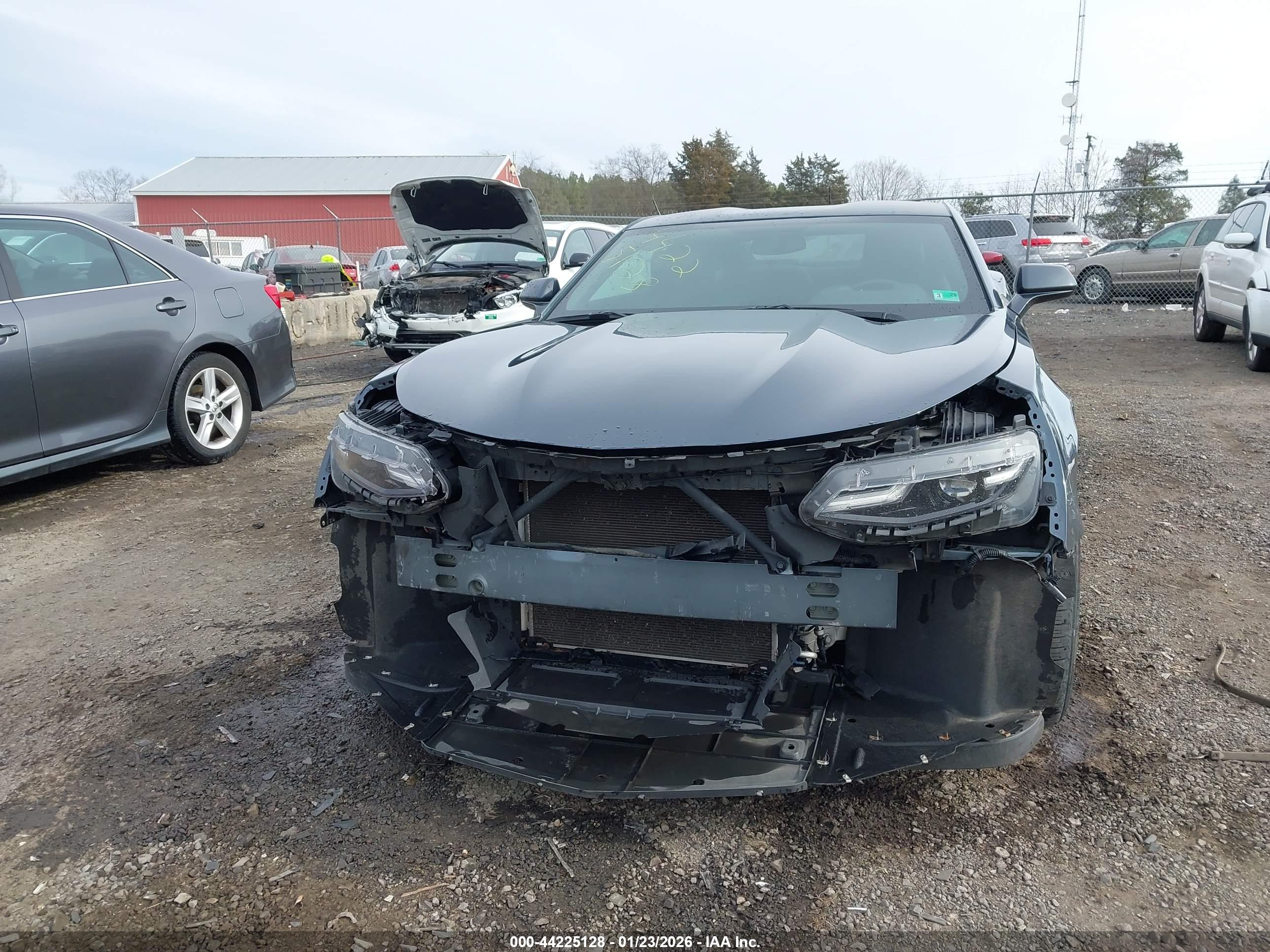 CHEVROLET CAMARO image 6