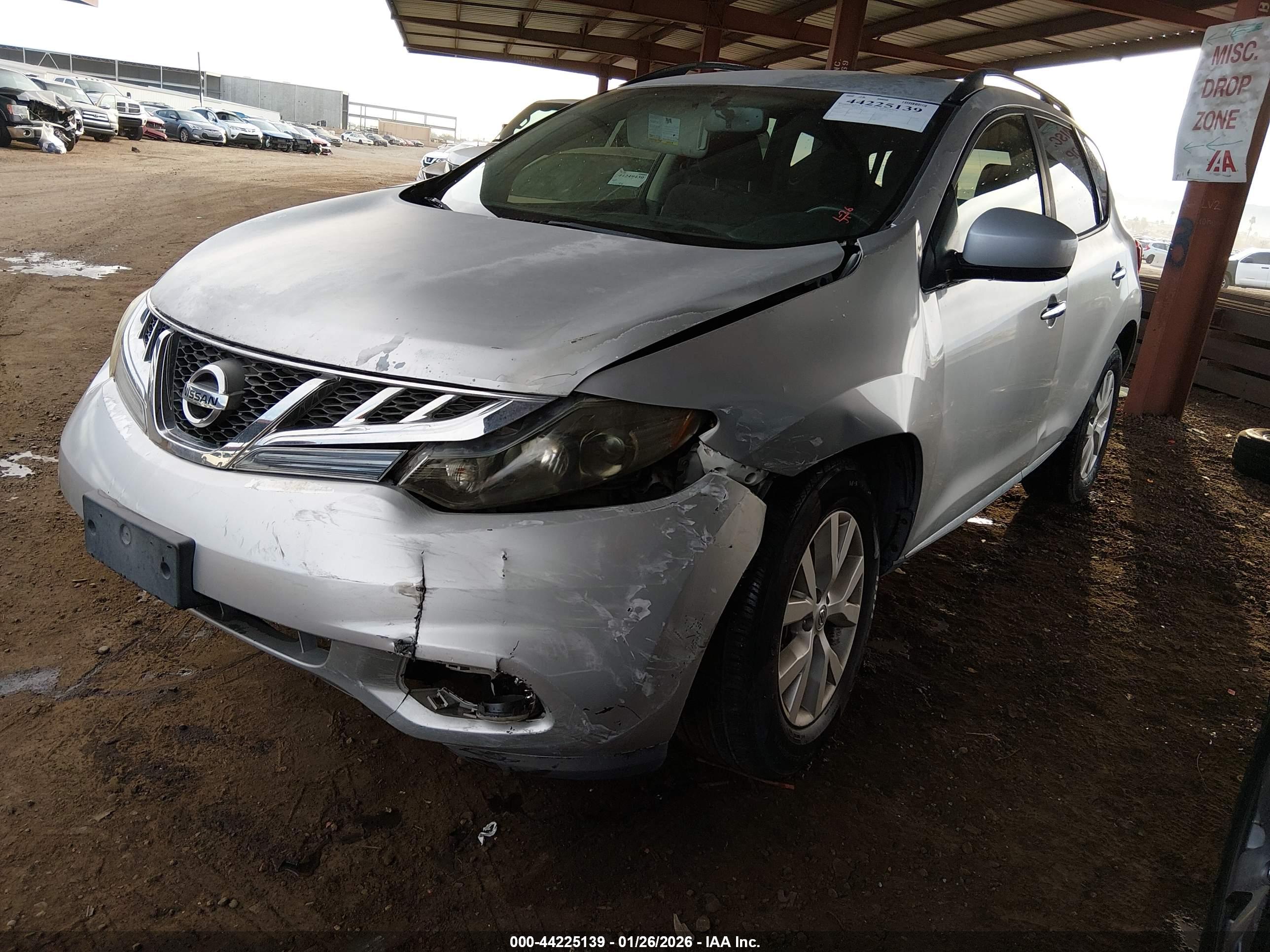 NISSAN MURANO image 2
