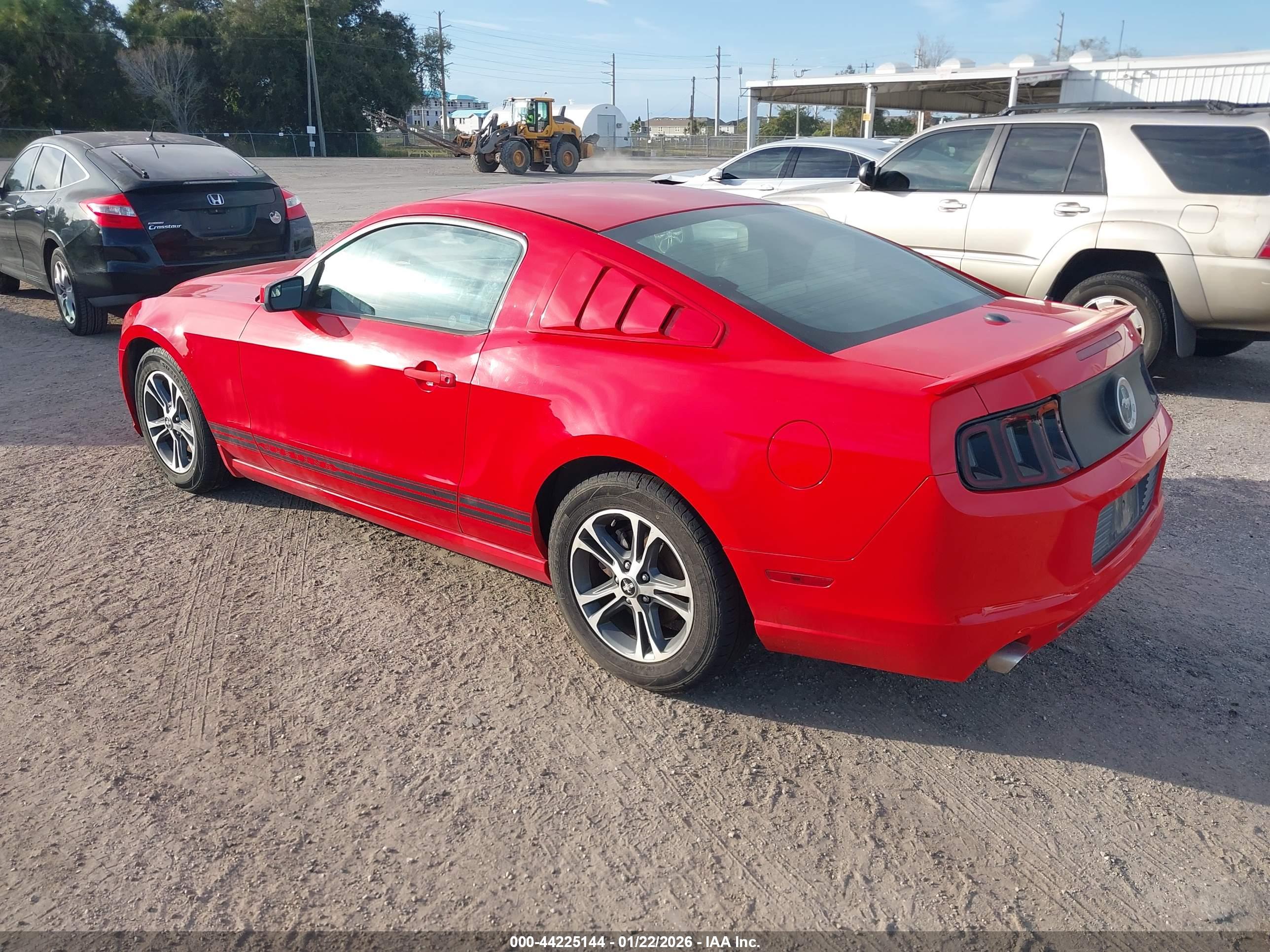 FORD MUSTANG image 3