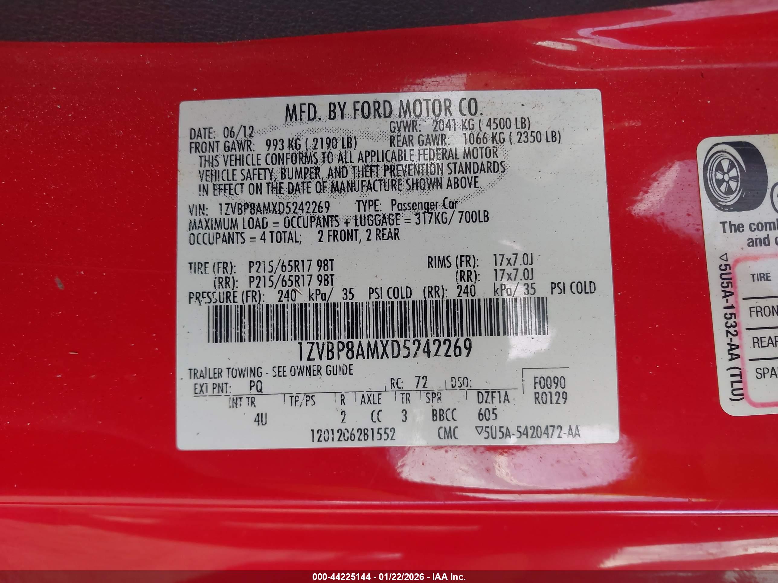 FORD MUSTANG image 9