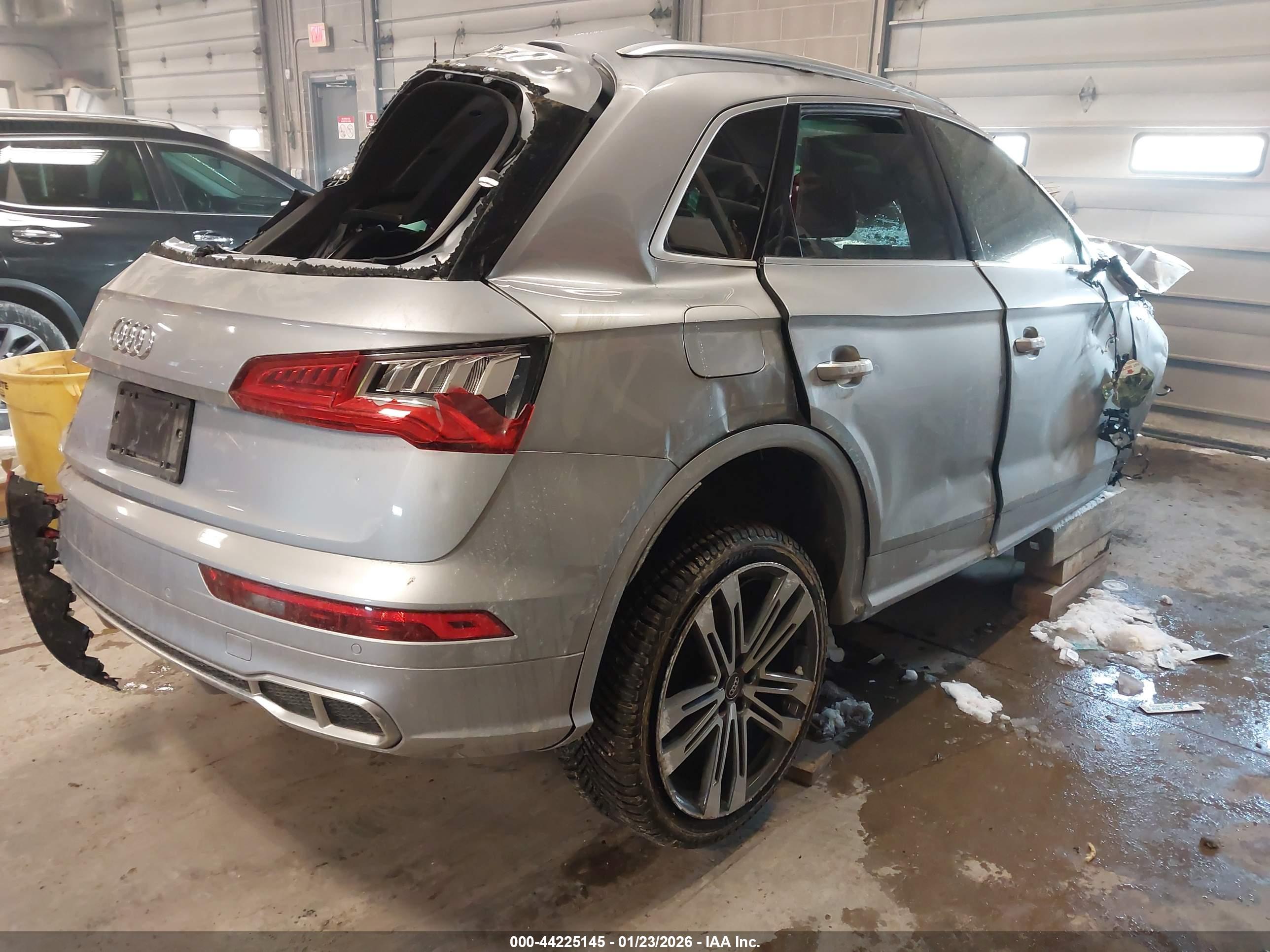 AUDI SQ5 image 4