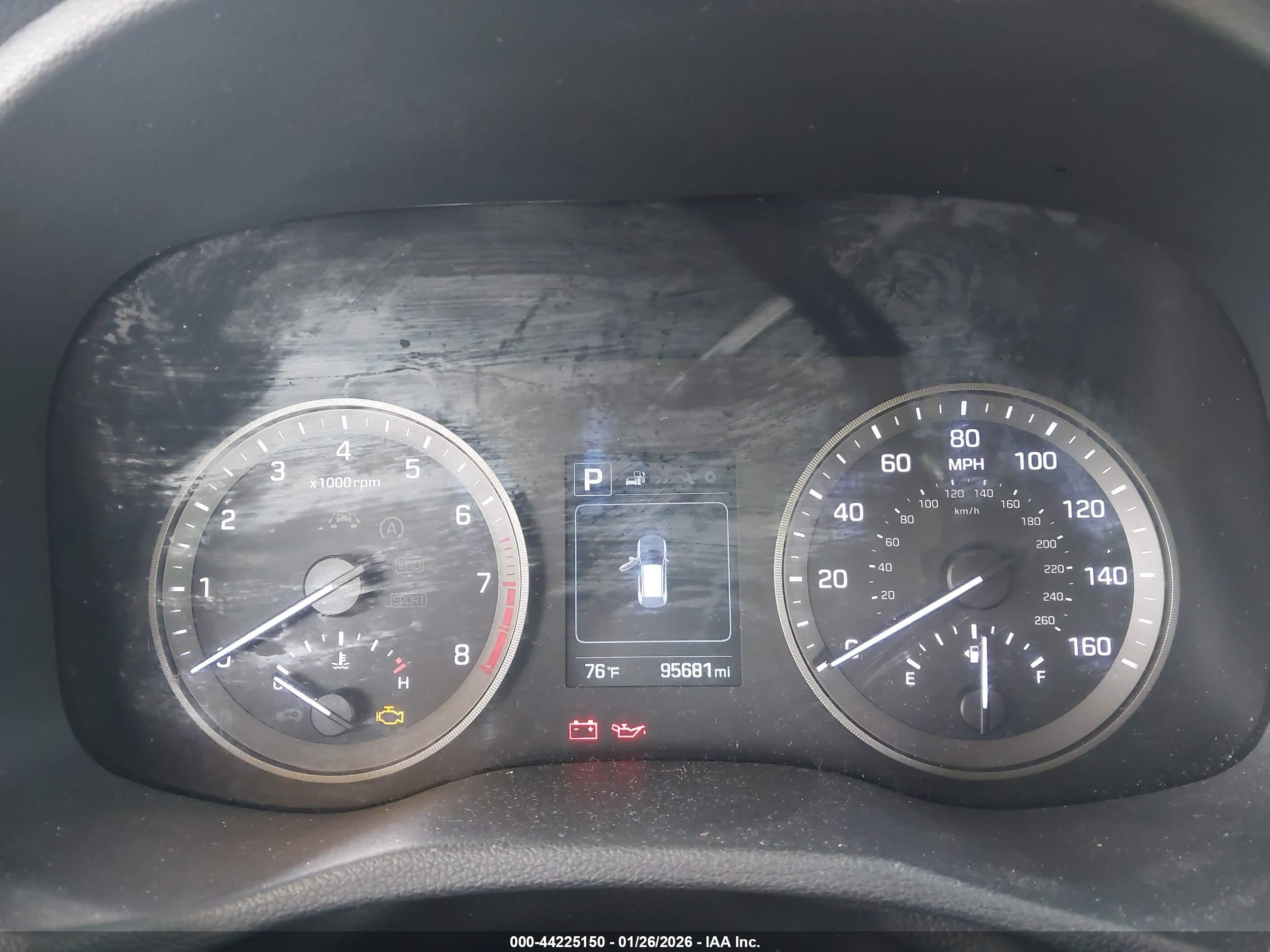 HYUNDAI TUCSON image 7