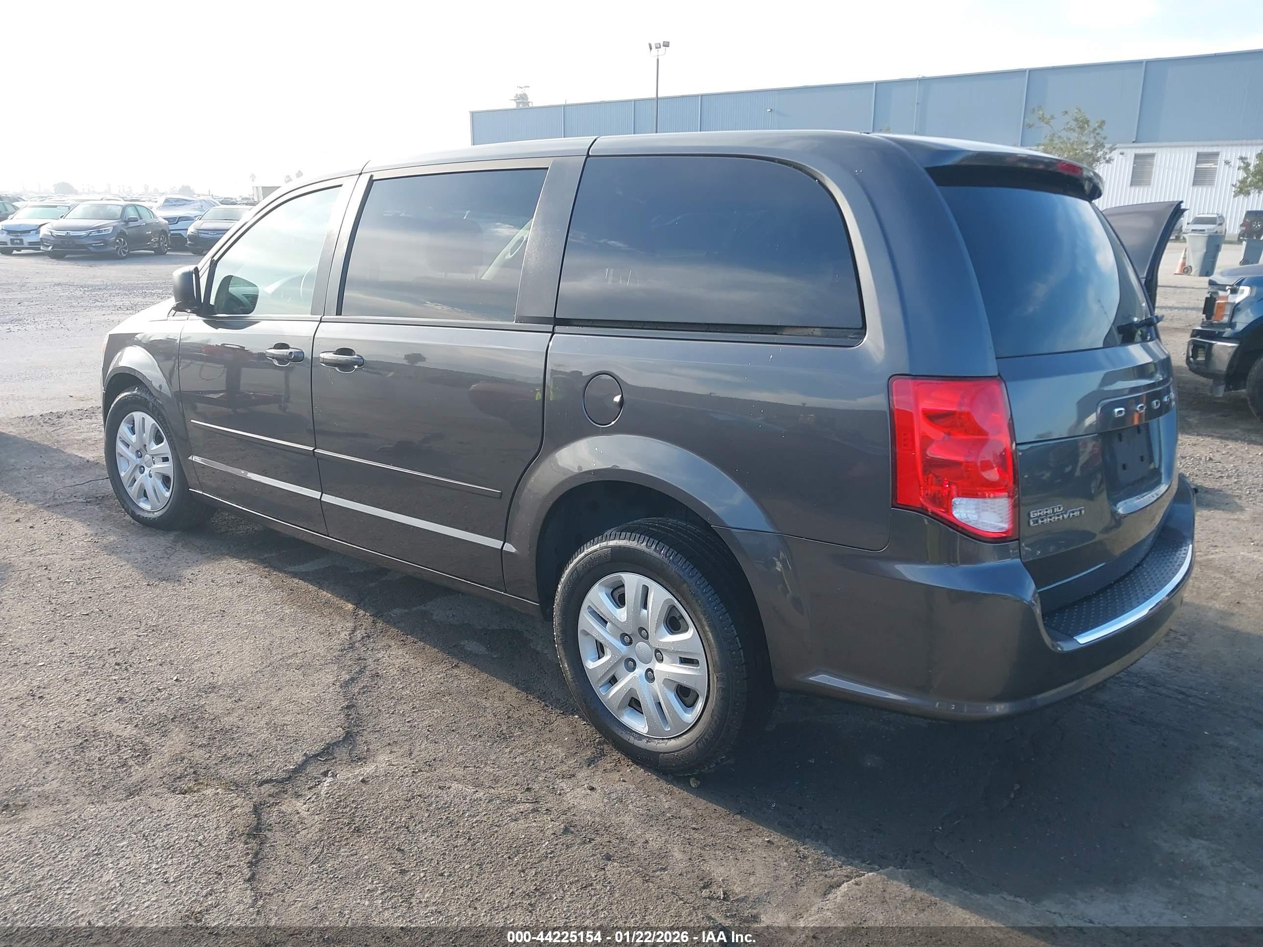 DODGE GRAND image 3