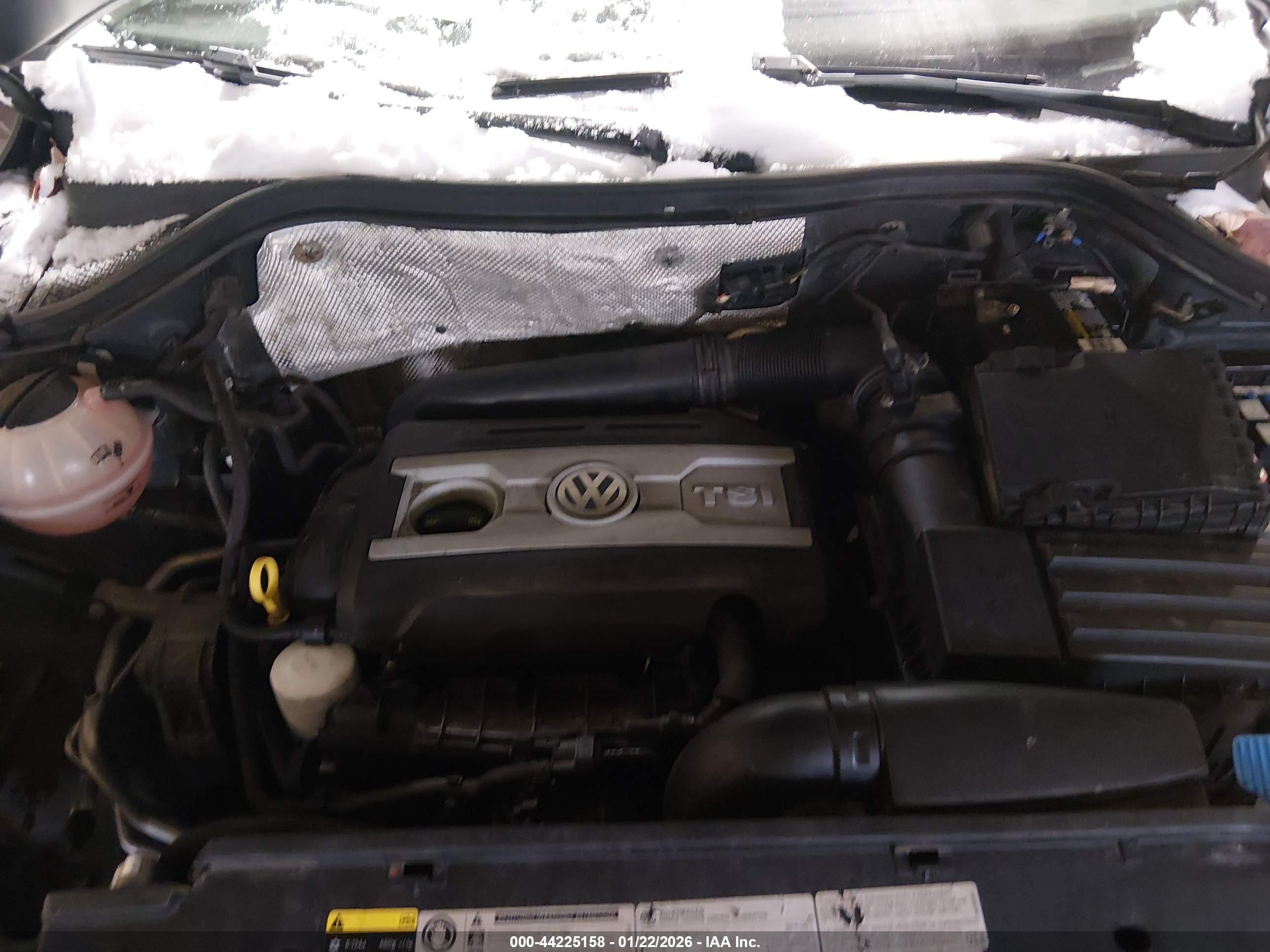VOLKSWAGEN TIGUAN image 10