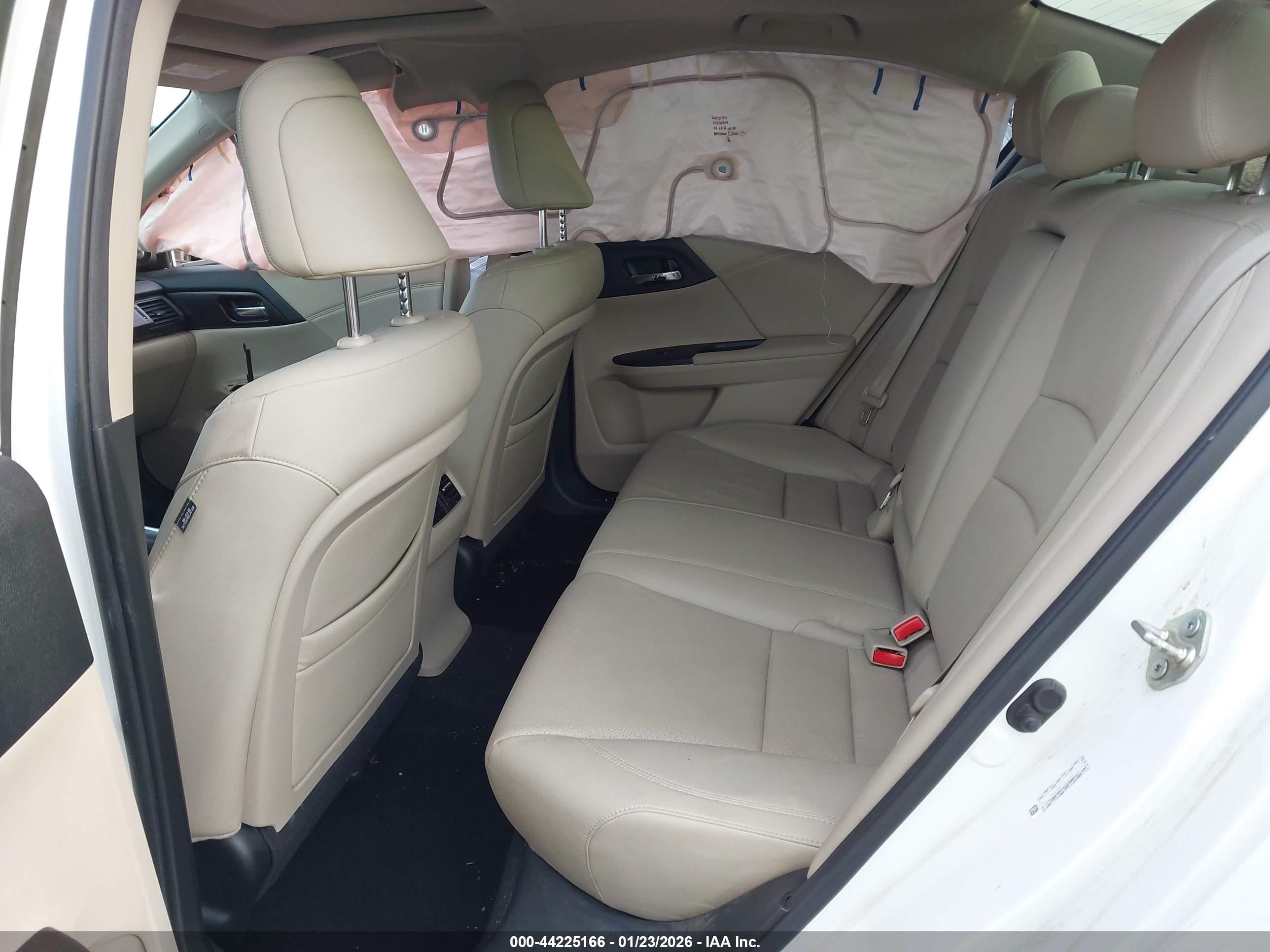 HONDA ACCORD image 8