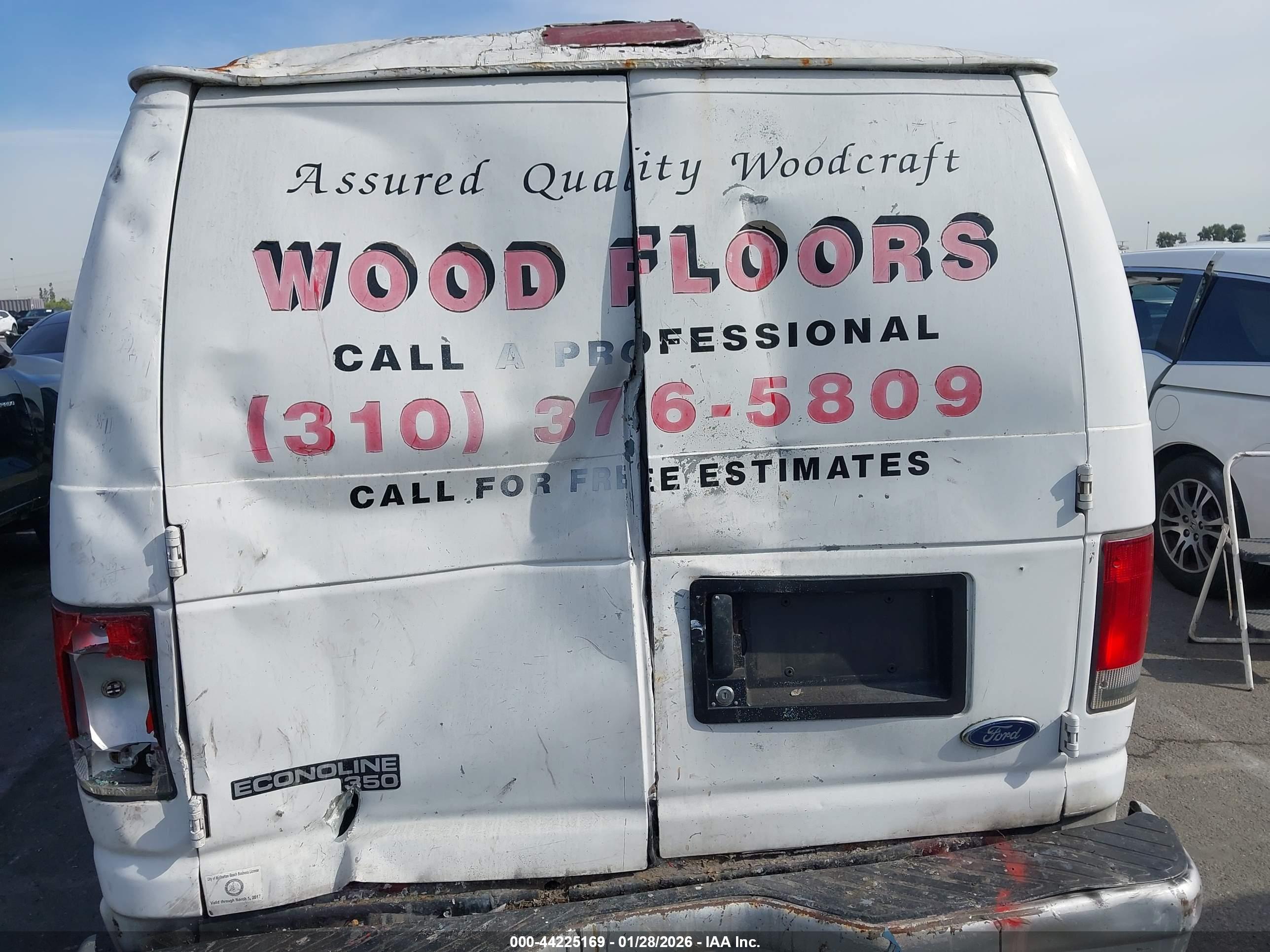 FORD E-250 image 6