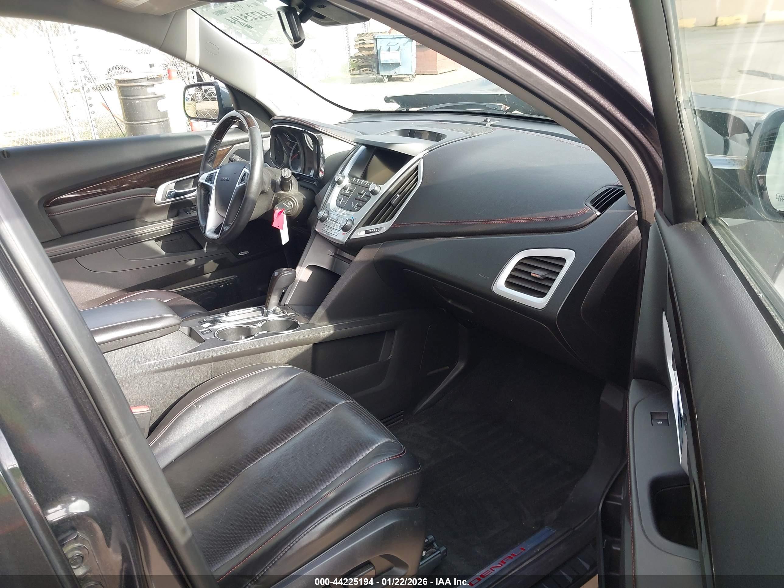 GMC TERRAIN image 5