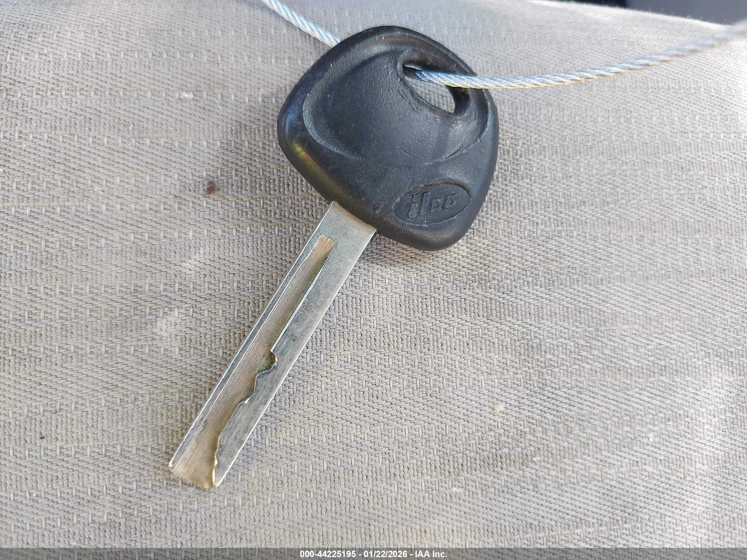 HYUNDAI ACCENT image 11