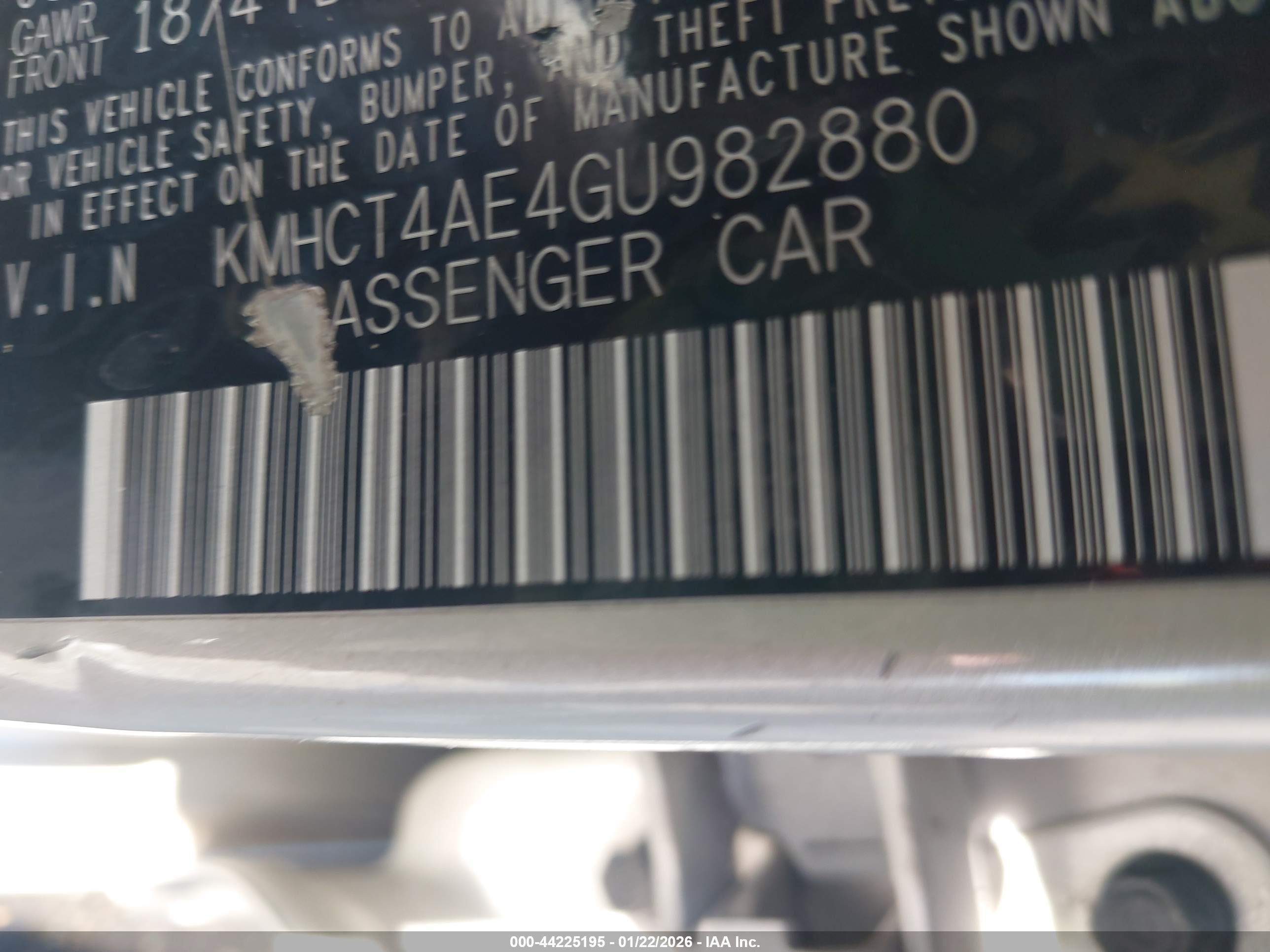 HYUNDAI ACCENT image 9