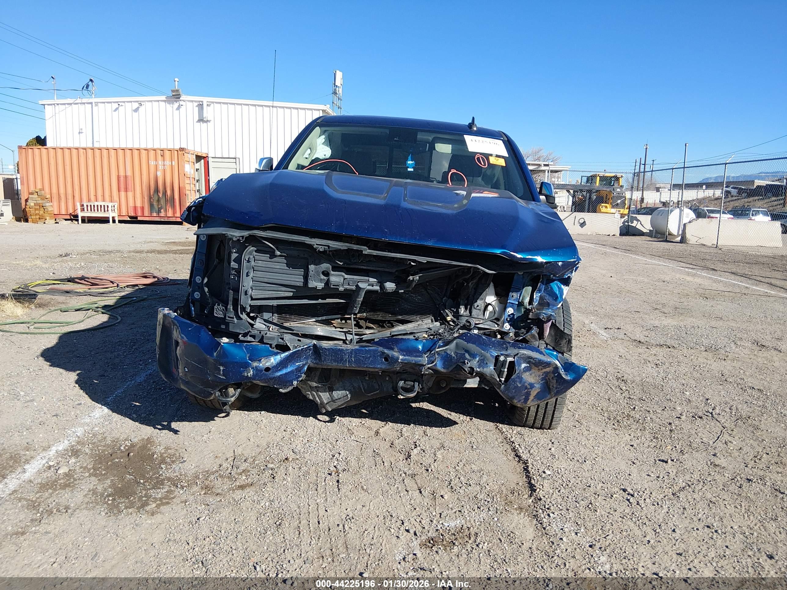 CHEVROLET SILVERADO image 6