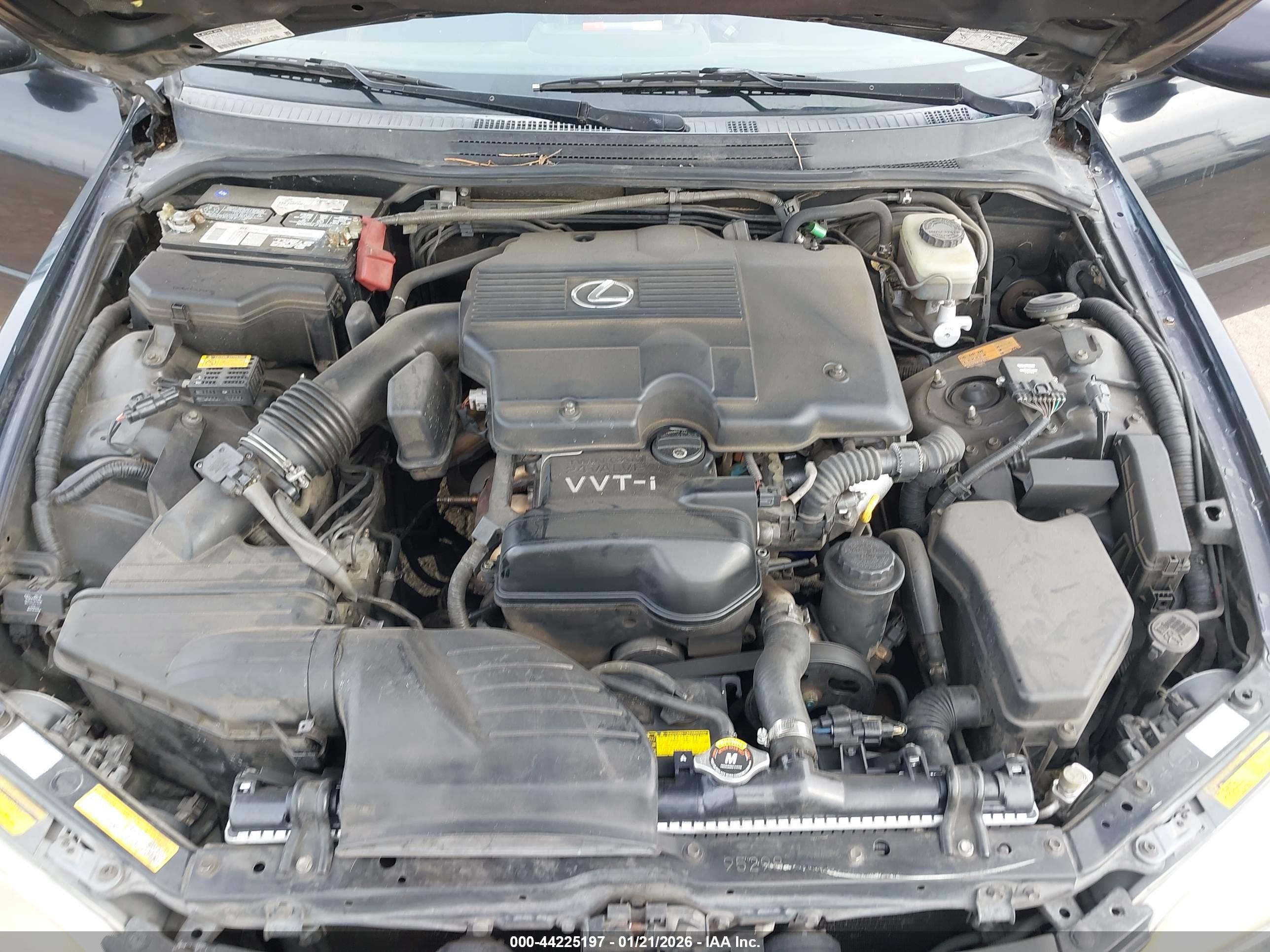 LEXUS IS image 10