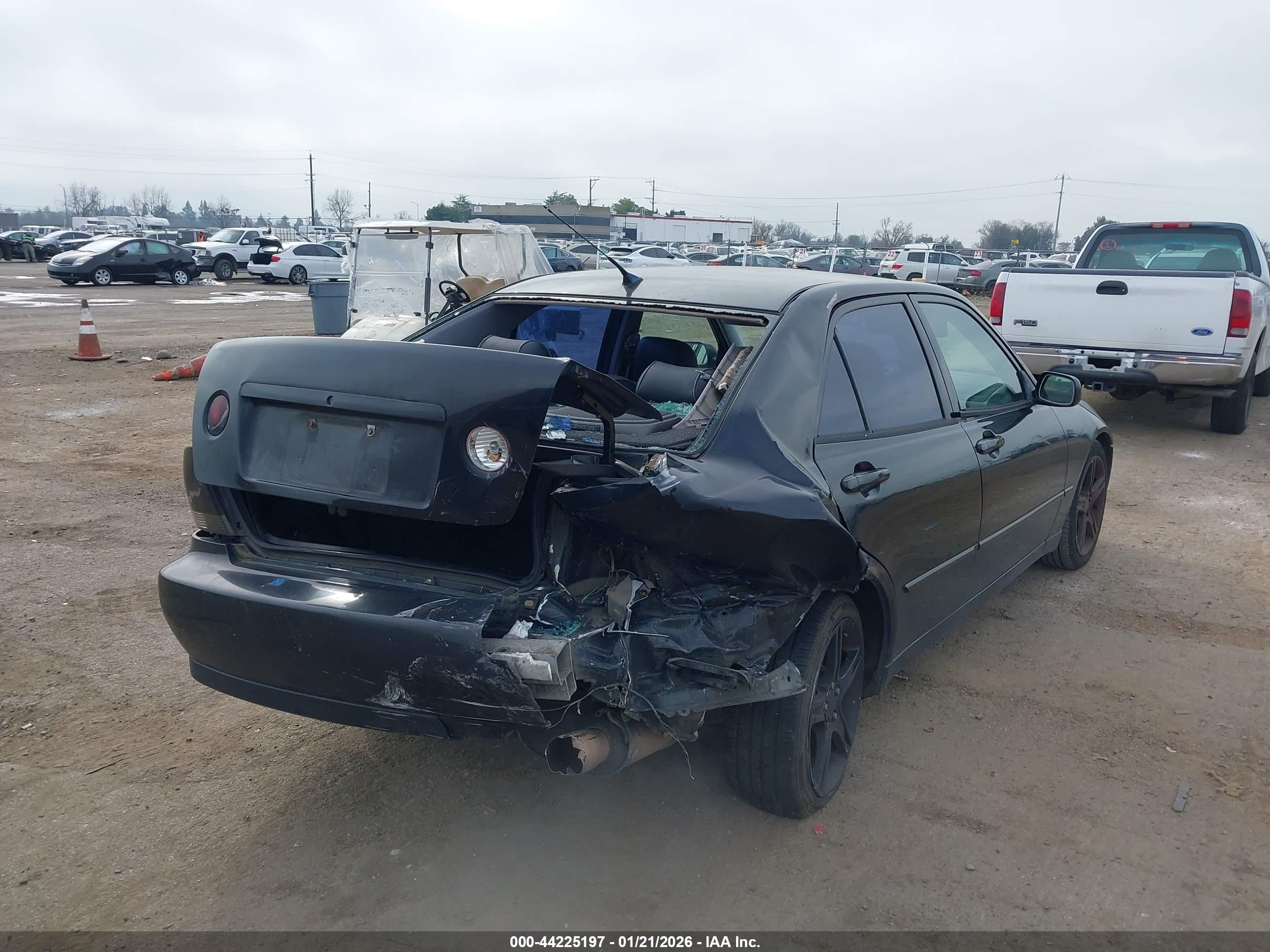 LEXUS IS image 6