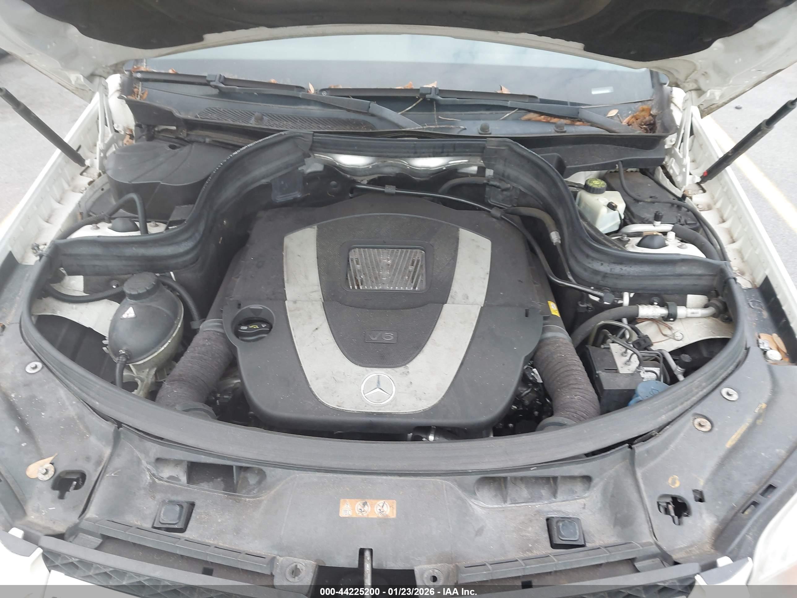 MERCEDES-BENZ GLK image 10