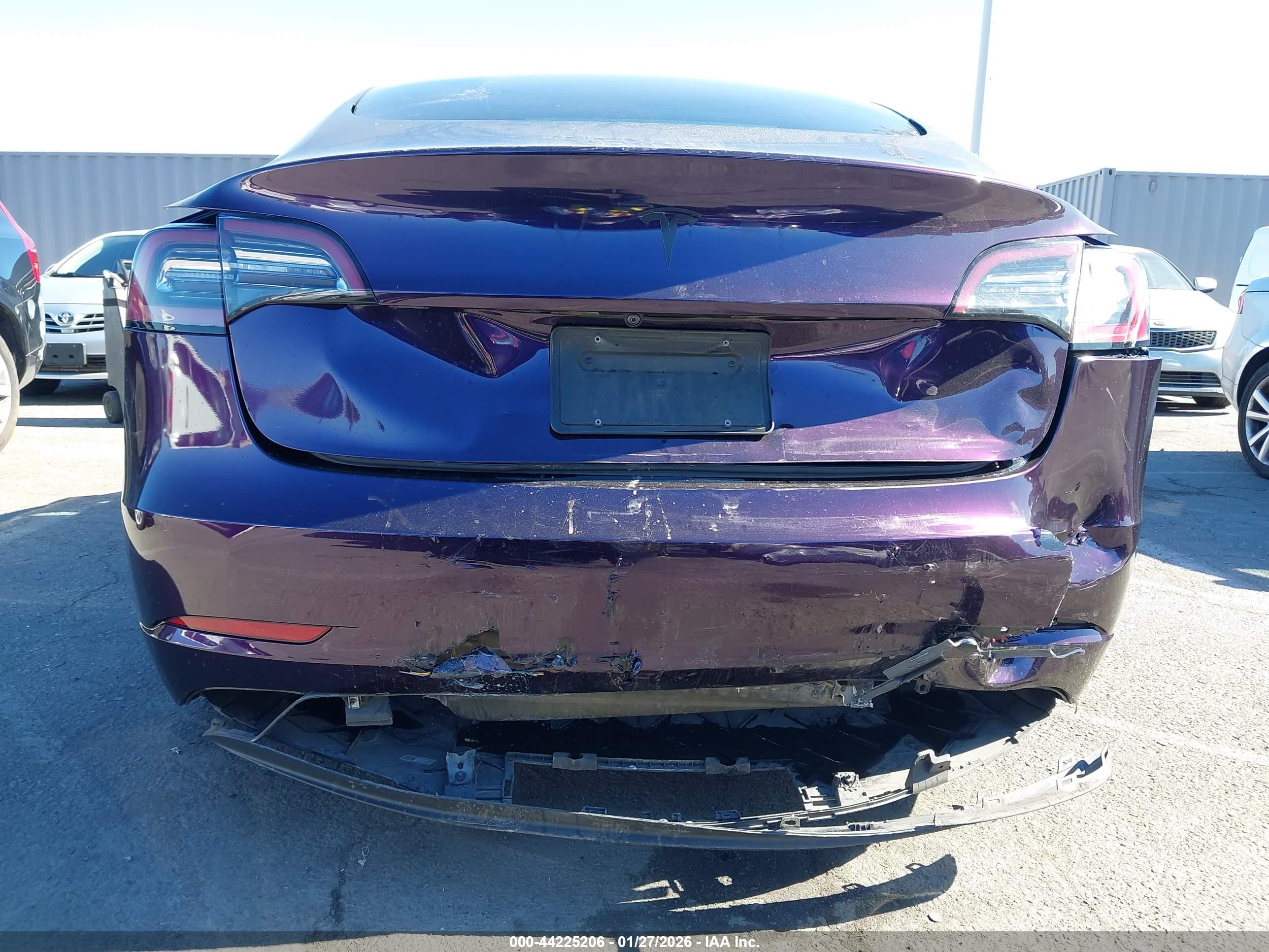 TESLA MODEL image 6