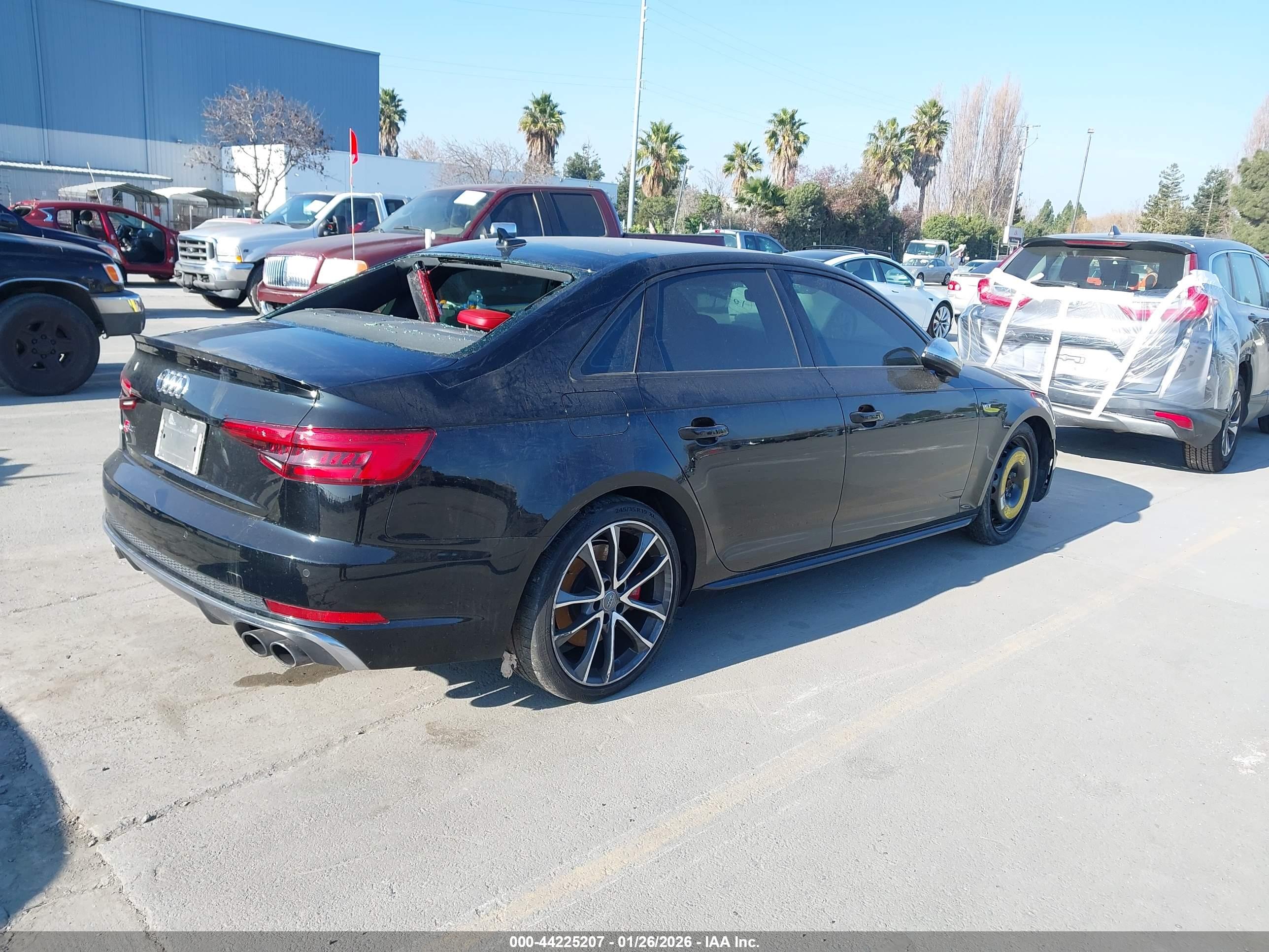 AUDI S4 image 4