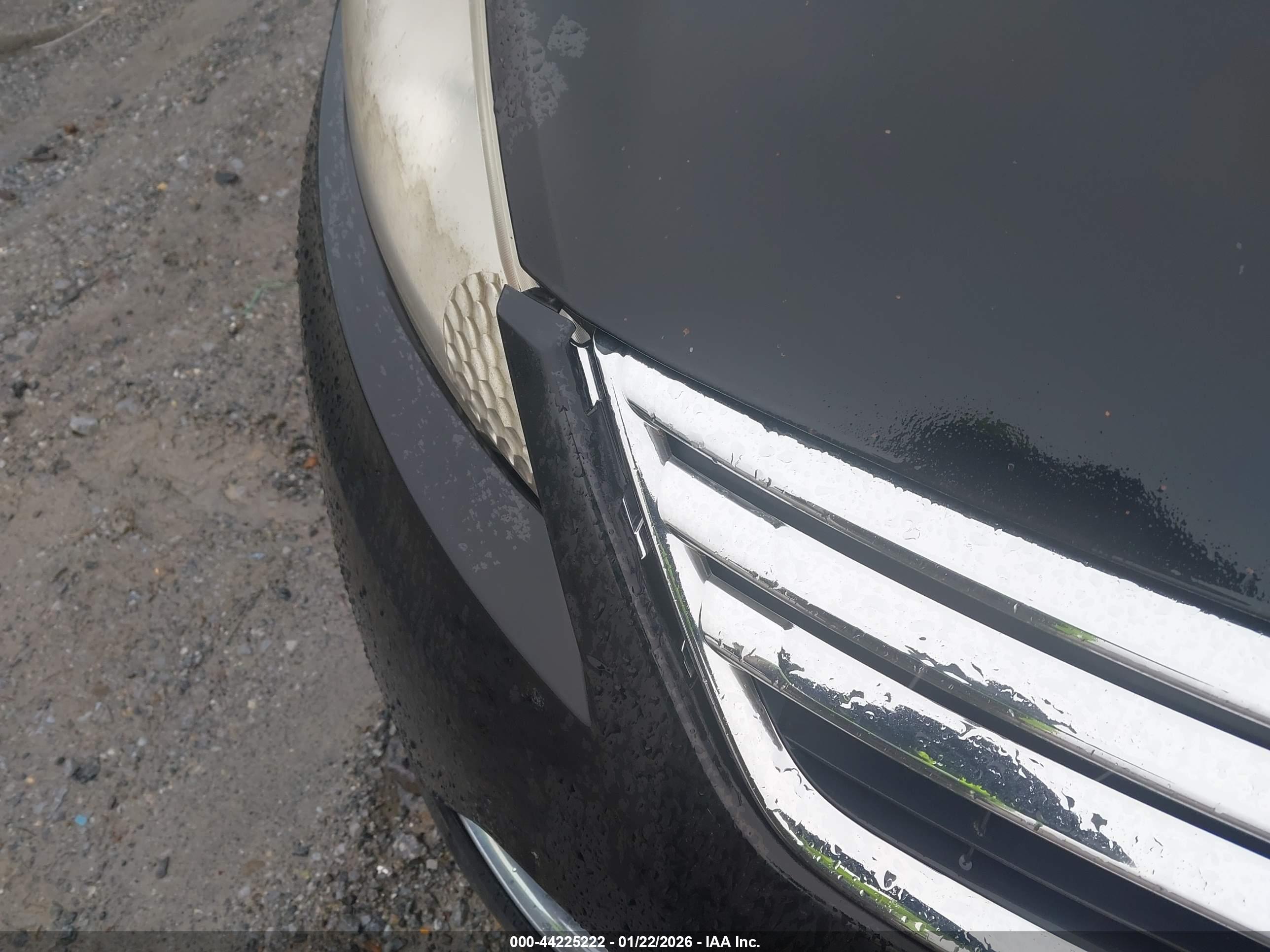 FORD FIESTA image 6