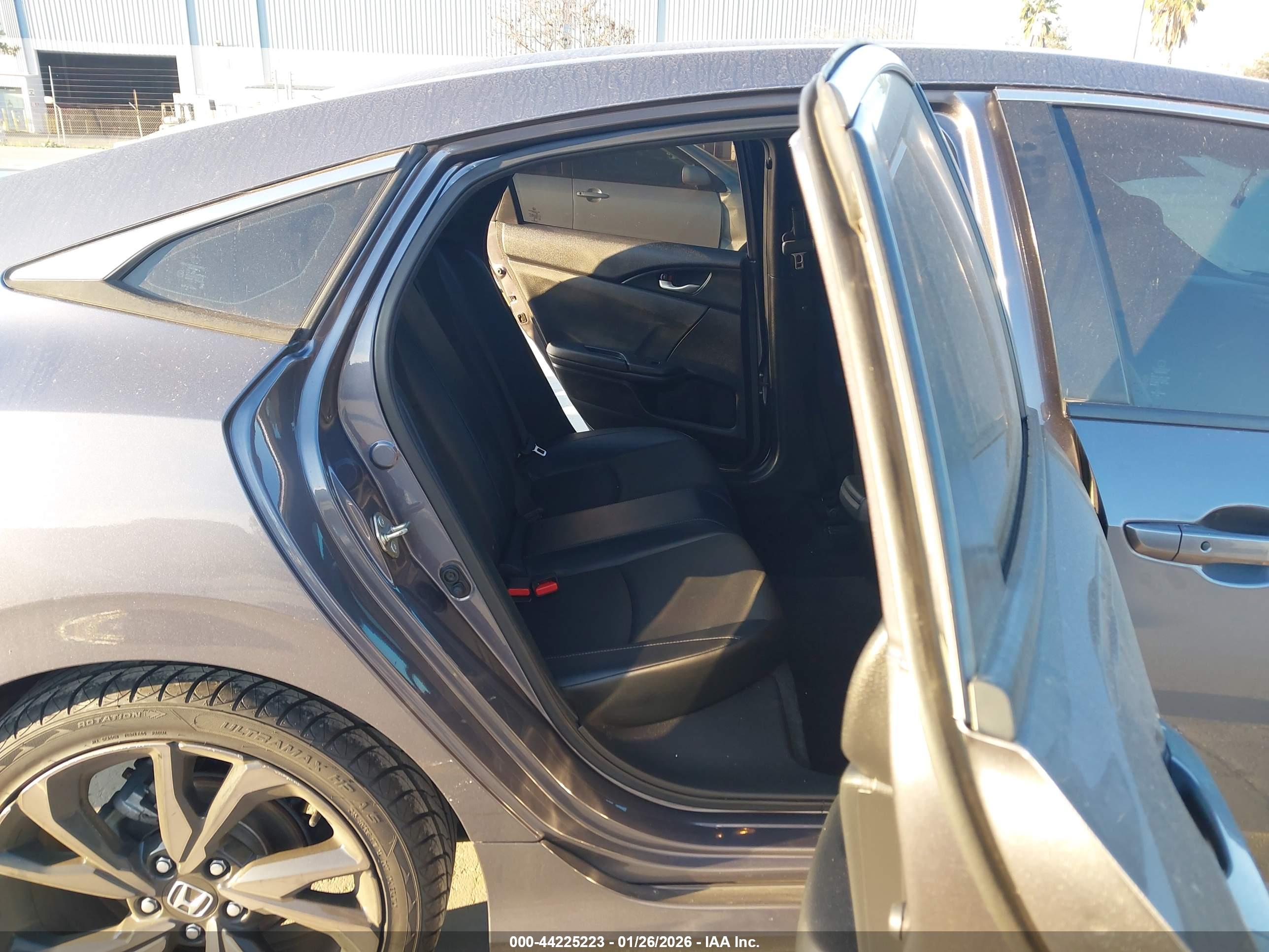 HONDA CIVIC image 8
