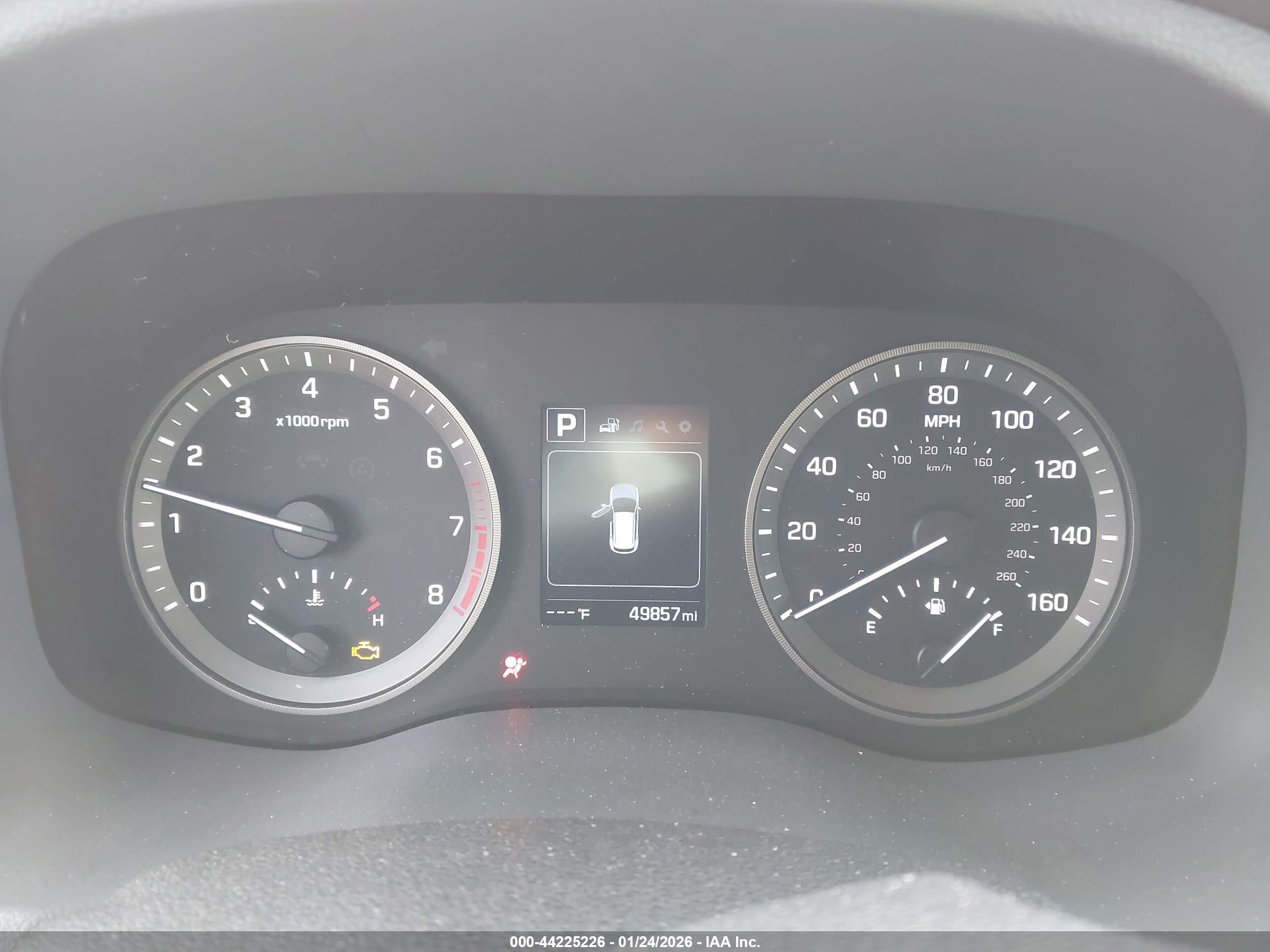 HYUNDAI TUCSON image 7