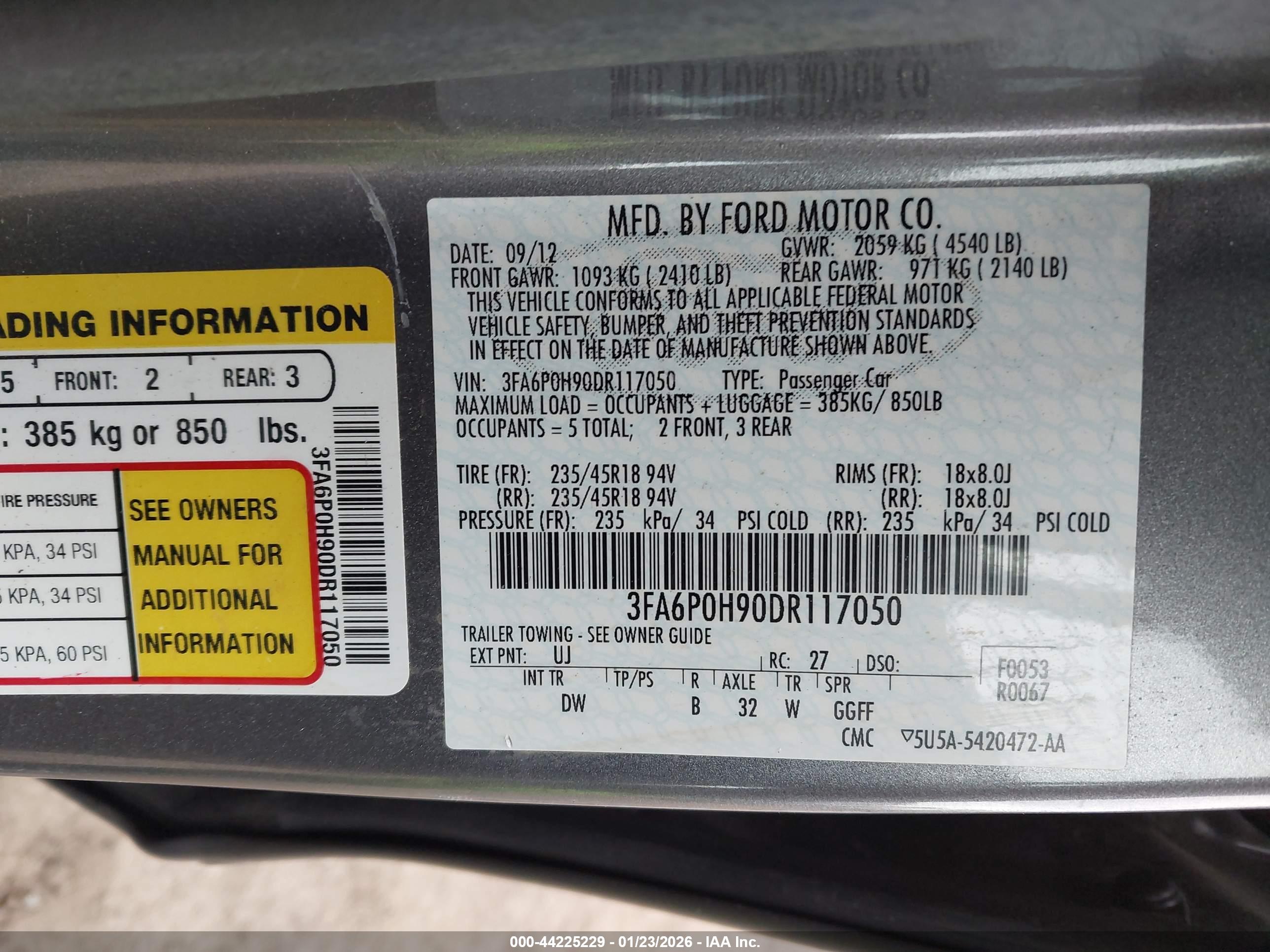FORD FUSION image 9
