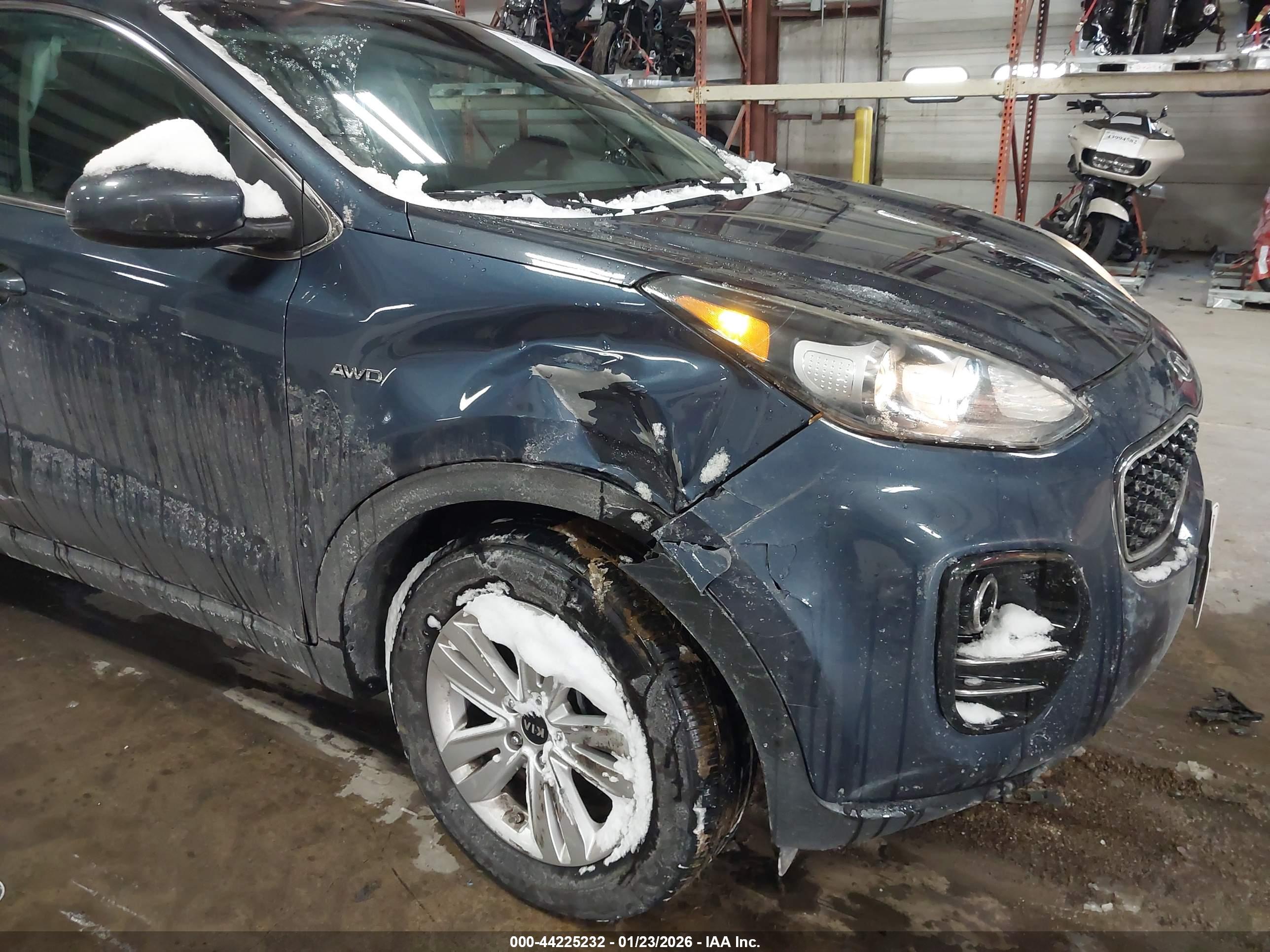 KIA SPORTAGE image 6