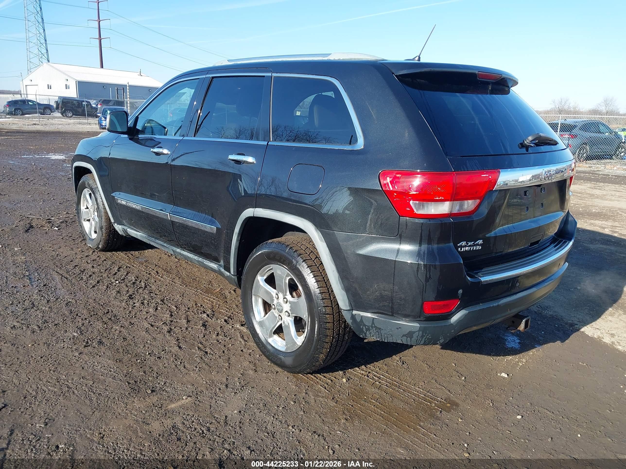 JEEP GRAND image 3