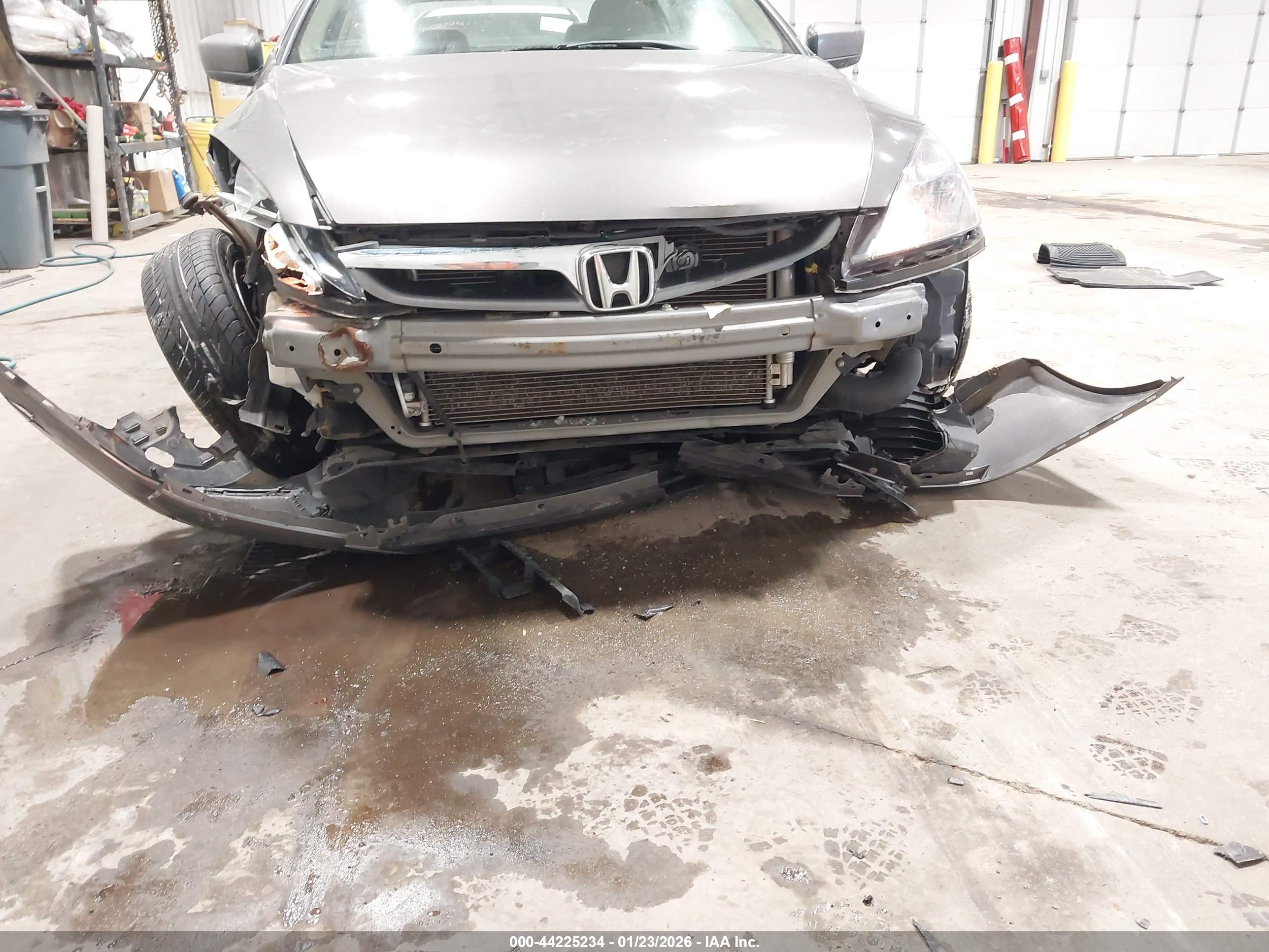 HONDA ACCORD image 6