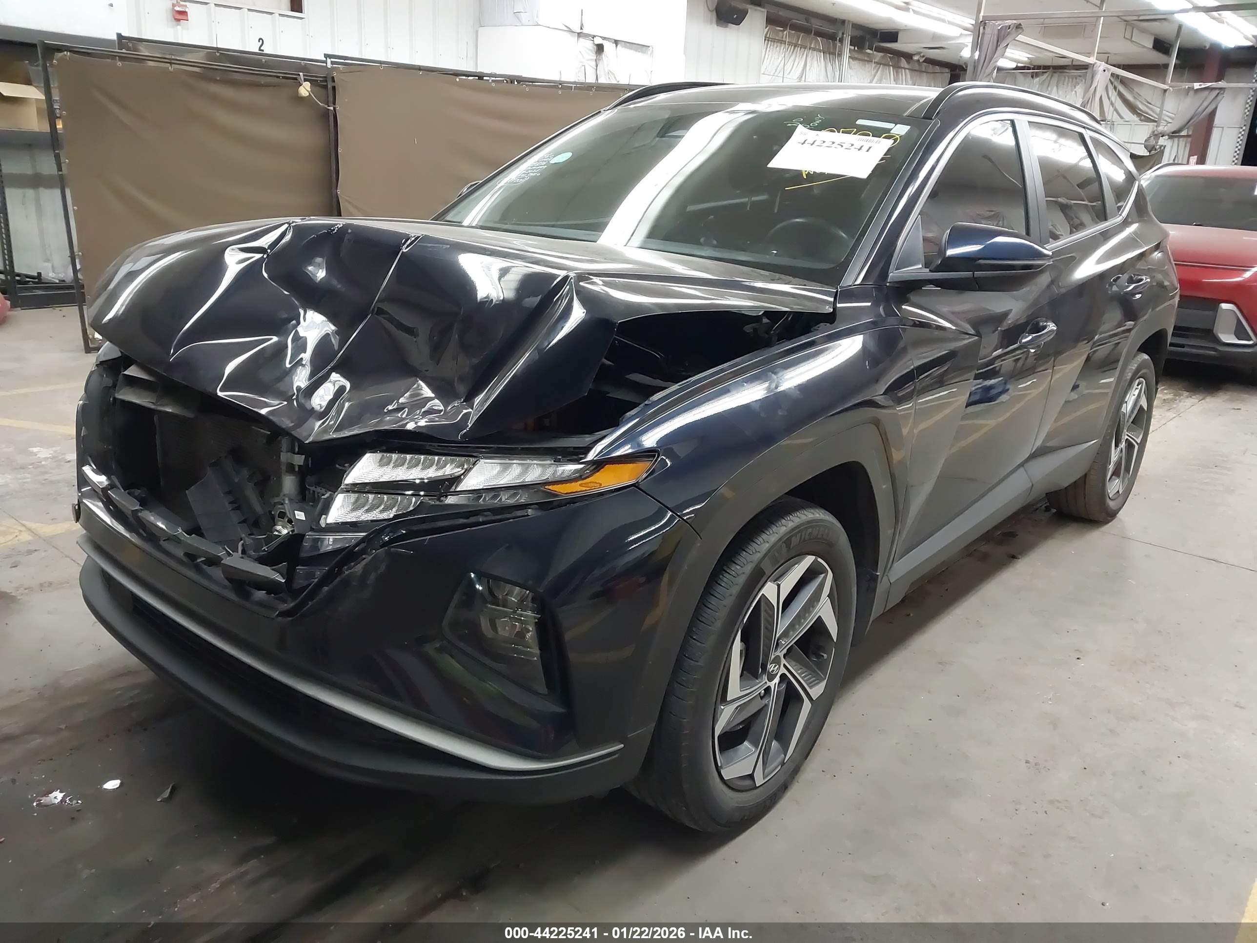 HYUNDAI TUCSON image 2