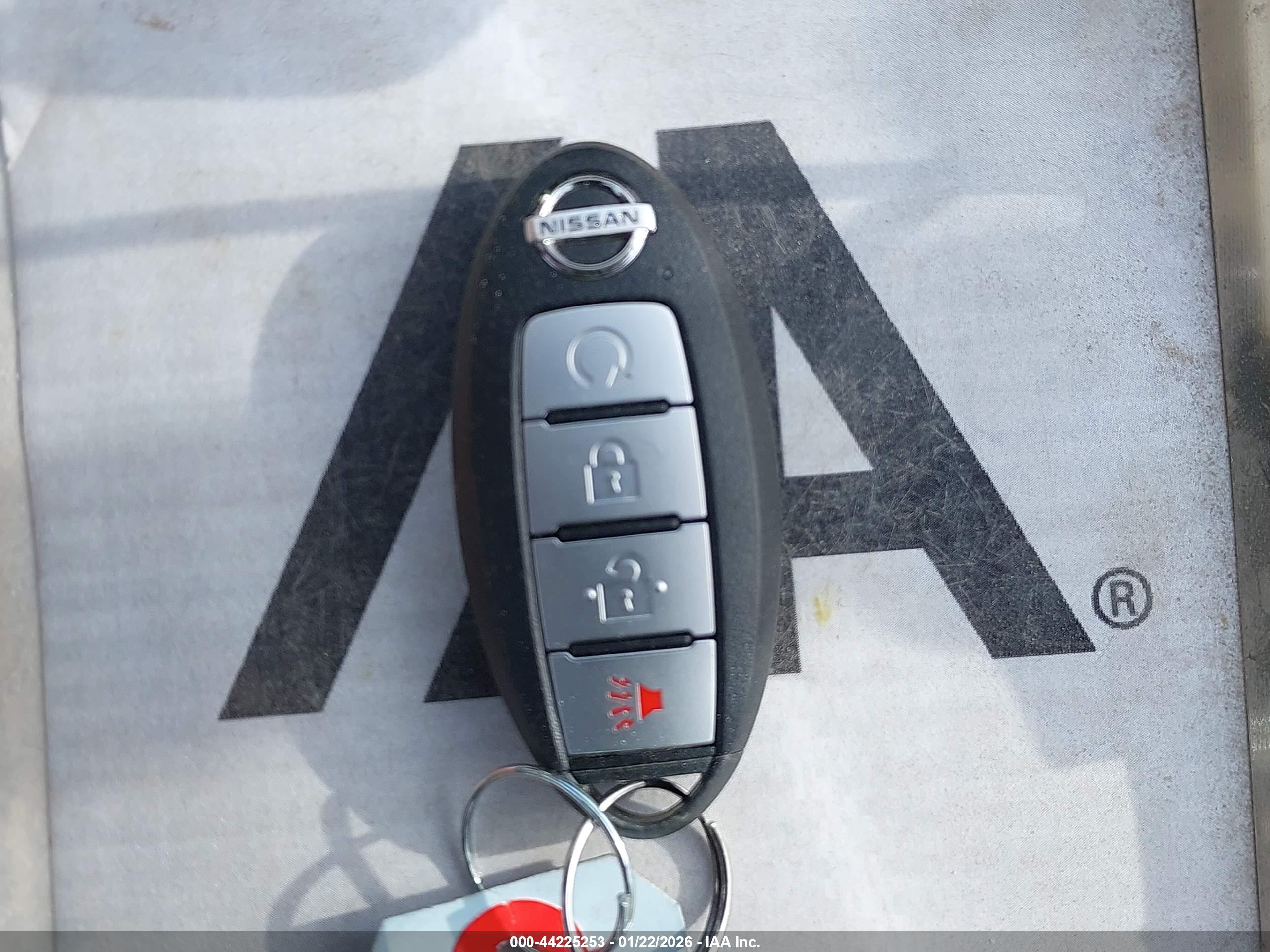 NISSAN ROGUE image 11