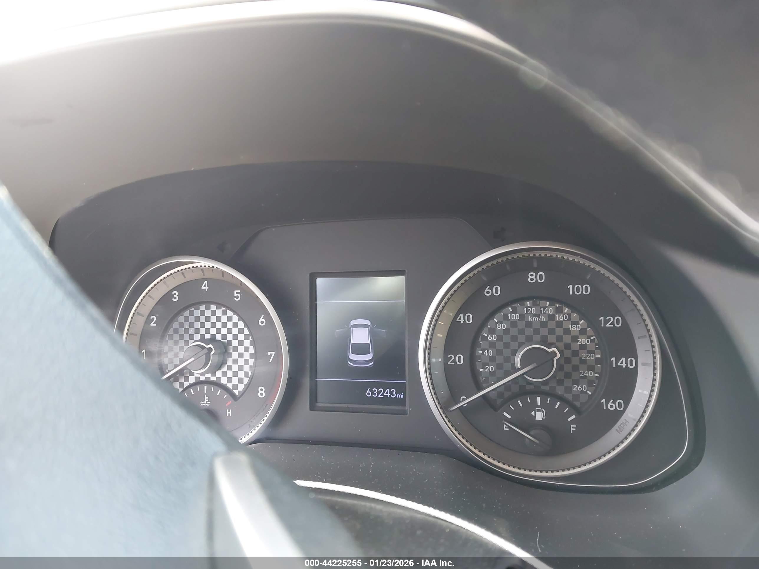 HYUNDAI ELANTRA image 7