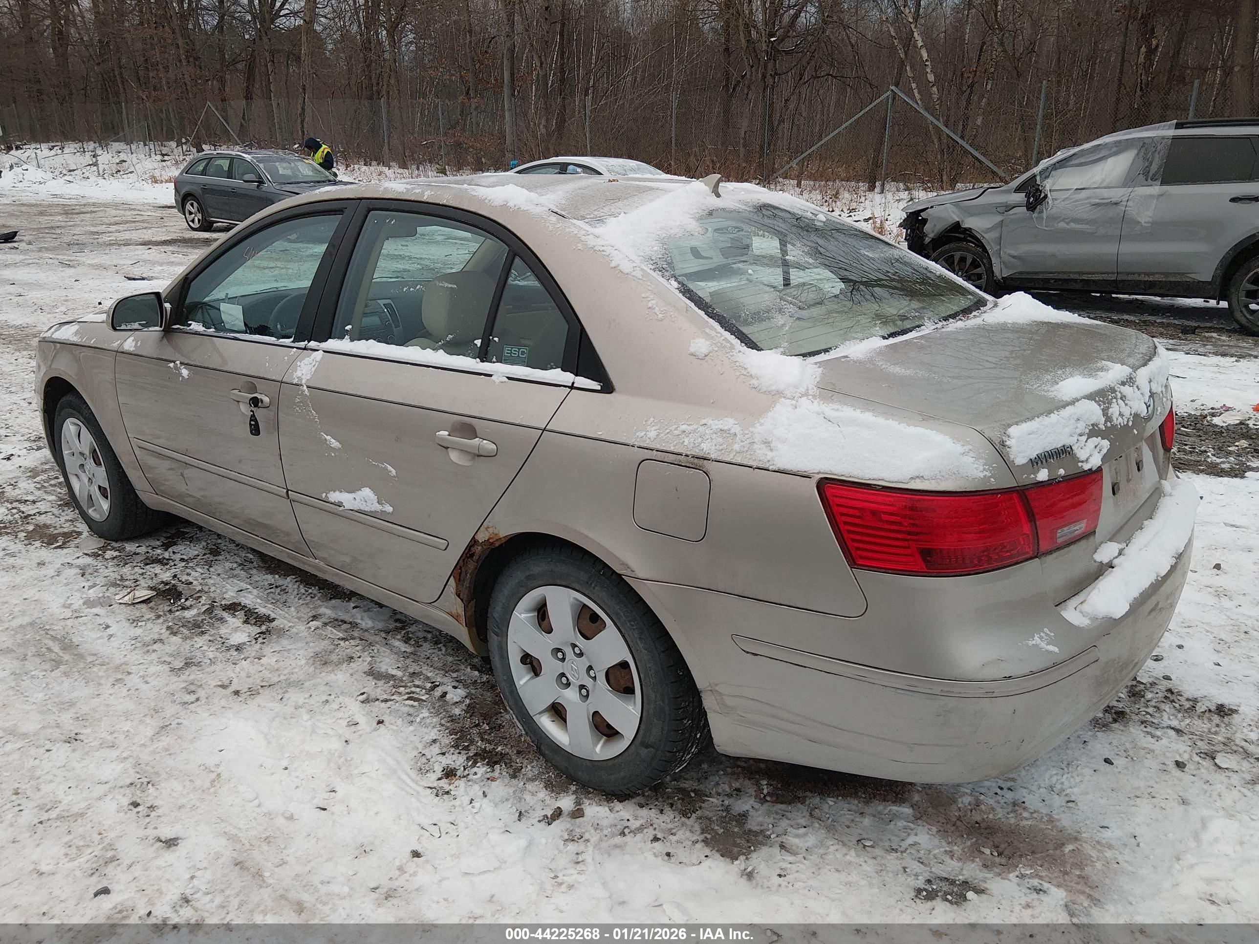 HYUNDAI SONATA image 3