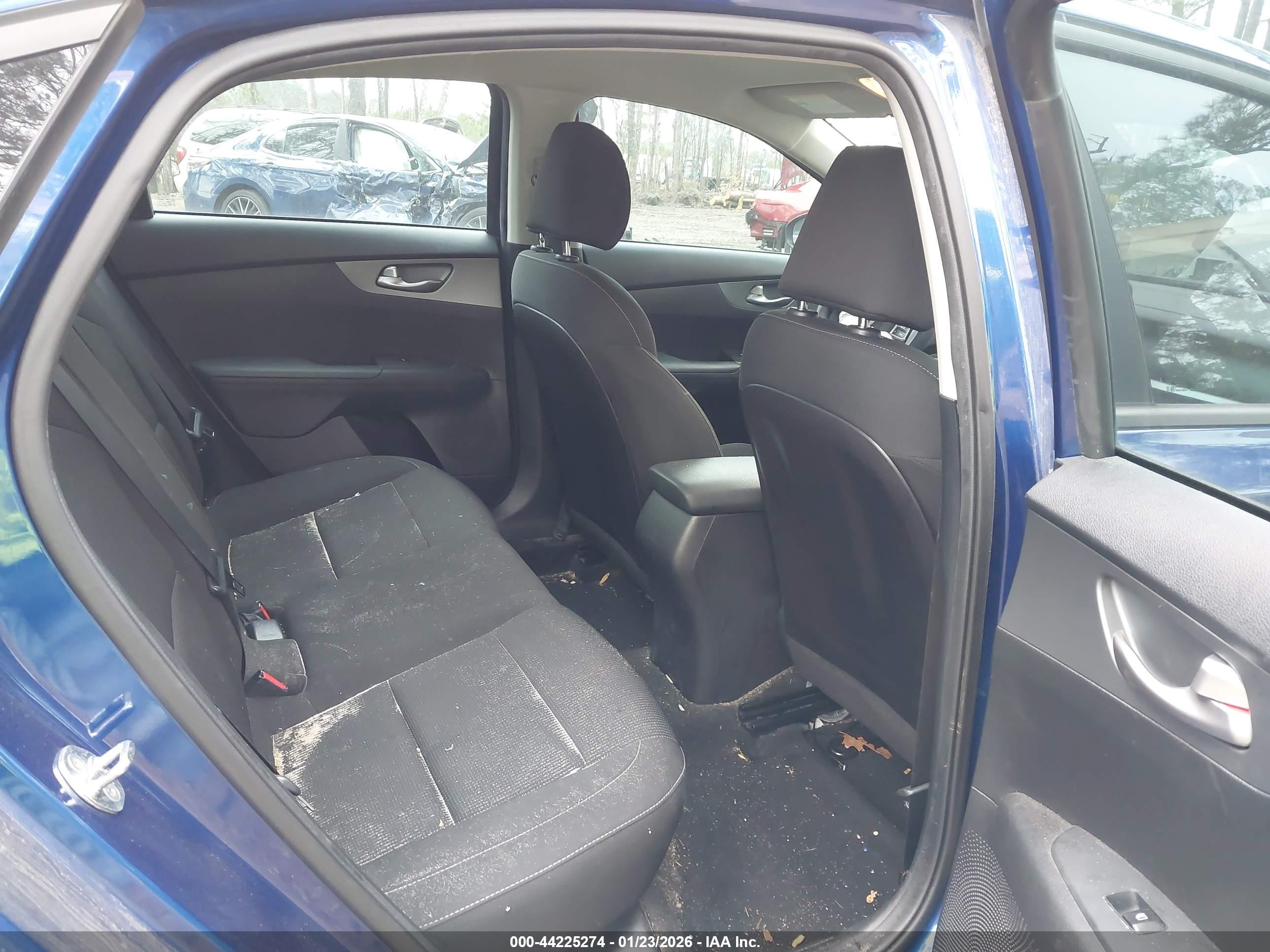 KIA FORTE image 8