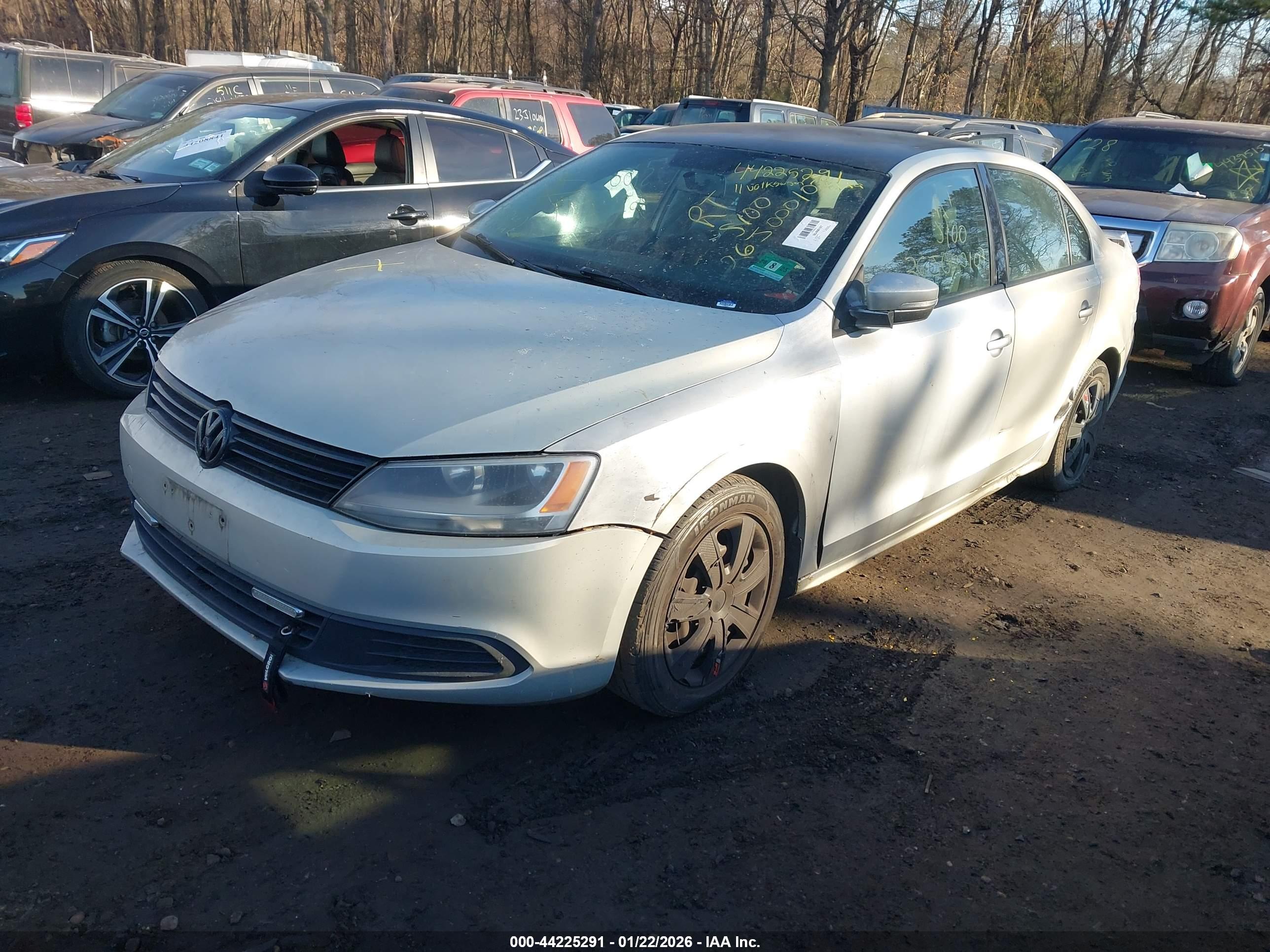 VOLKSWAGEN JETTA image 2