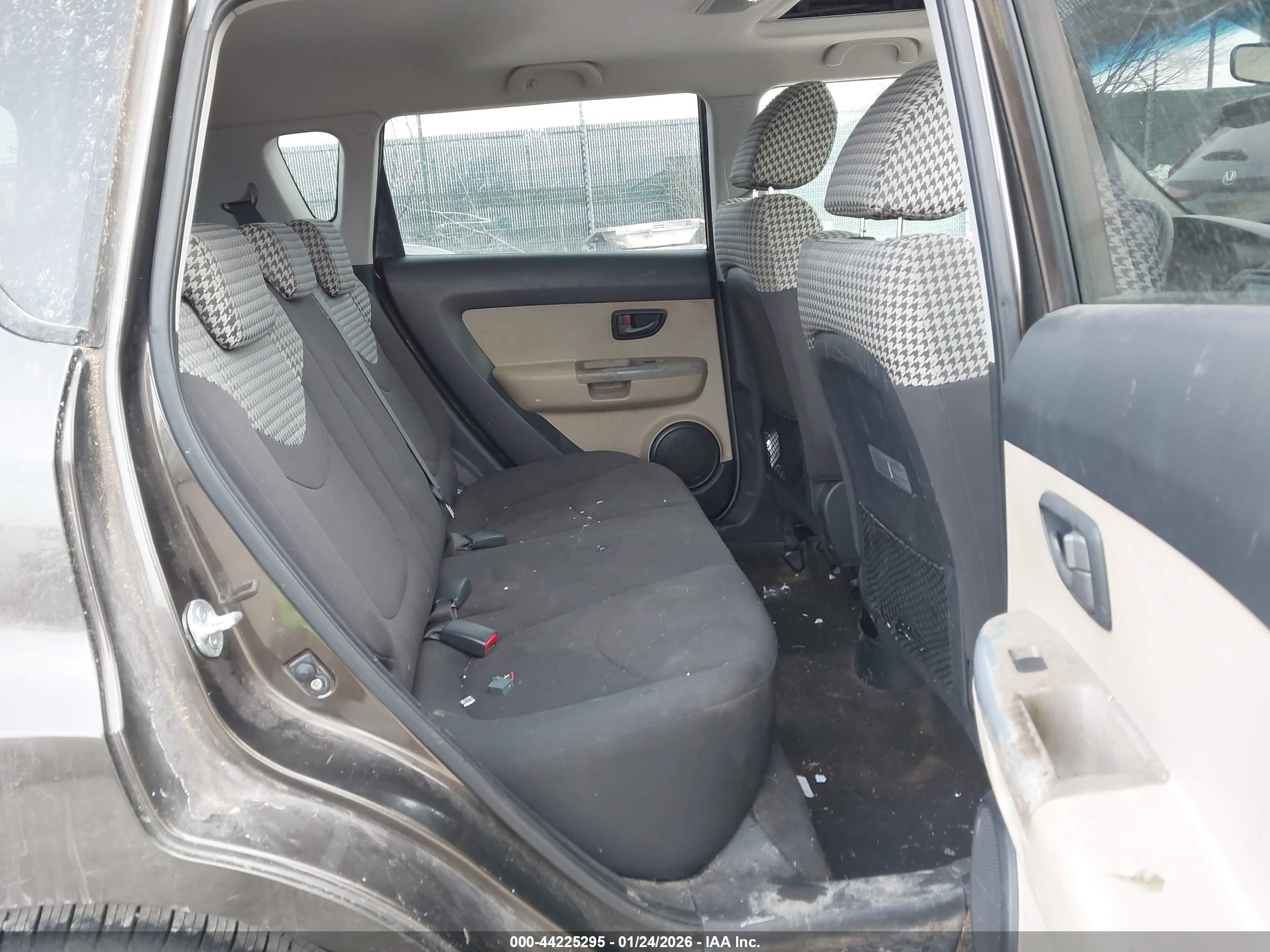 KIA SOUL image 8