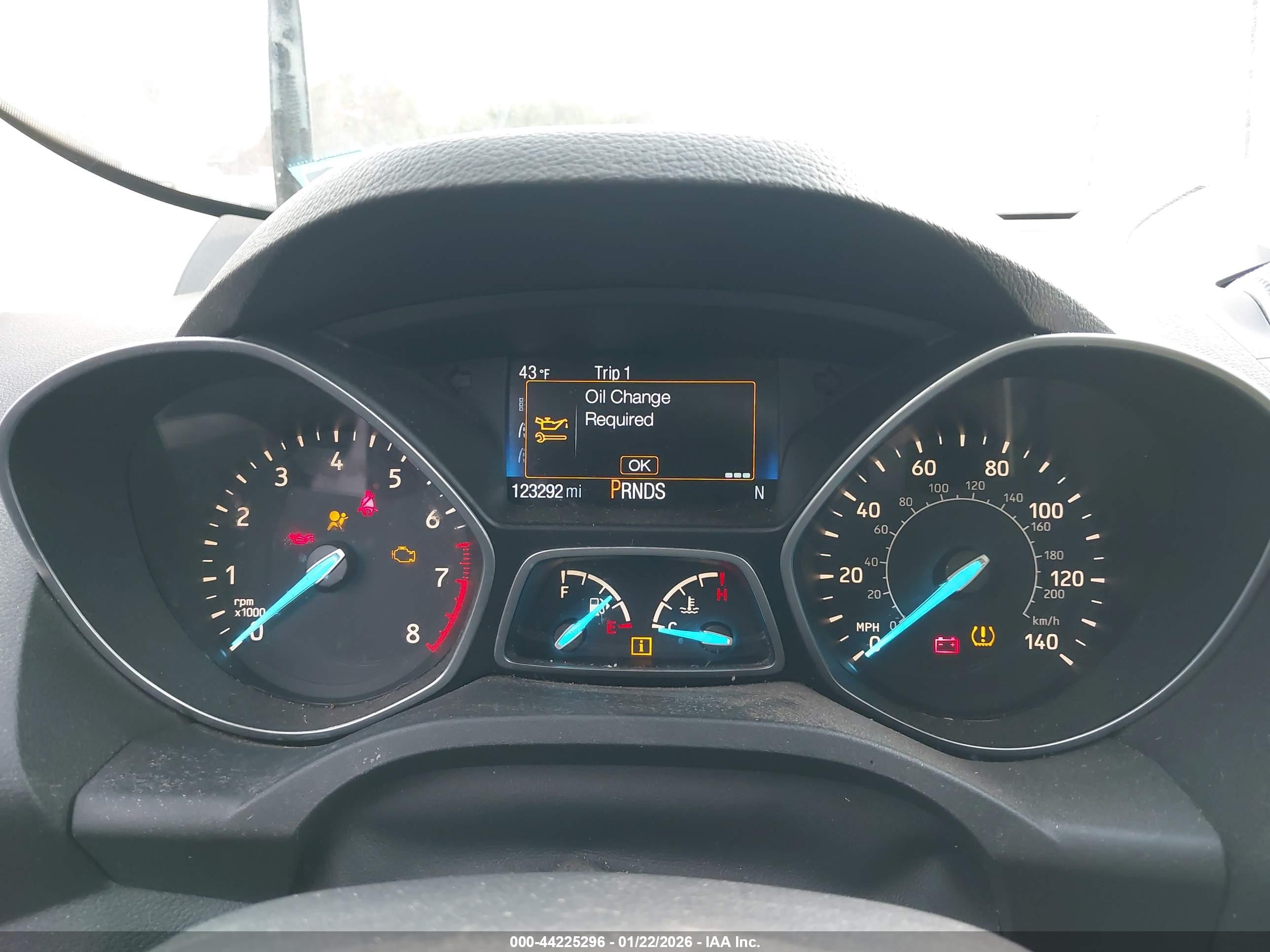 FORD ESCAPE image 7