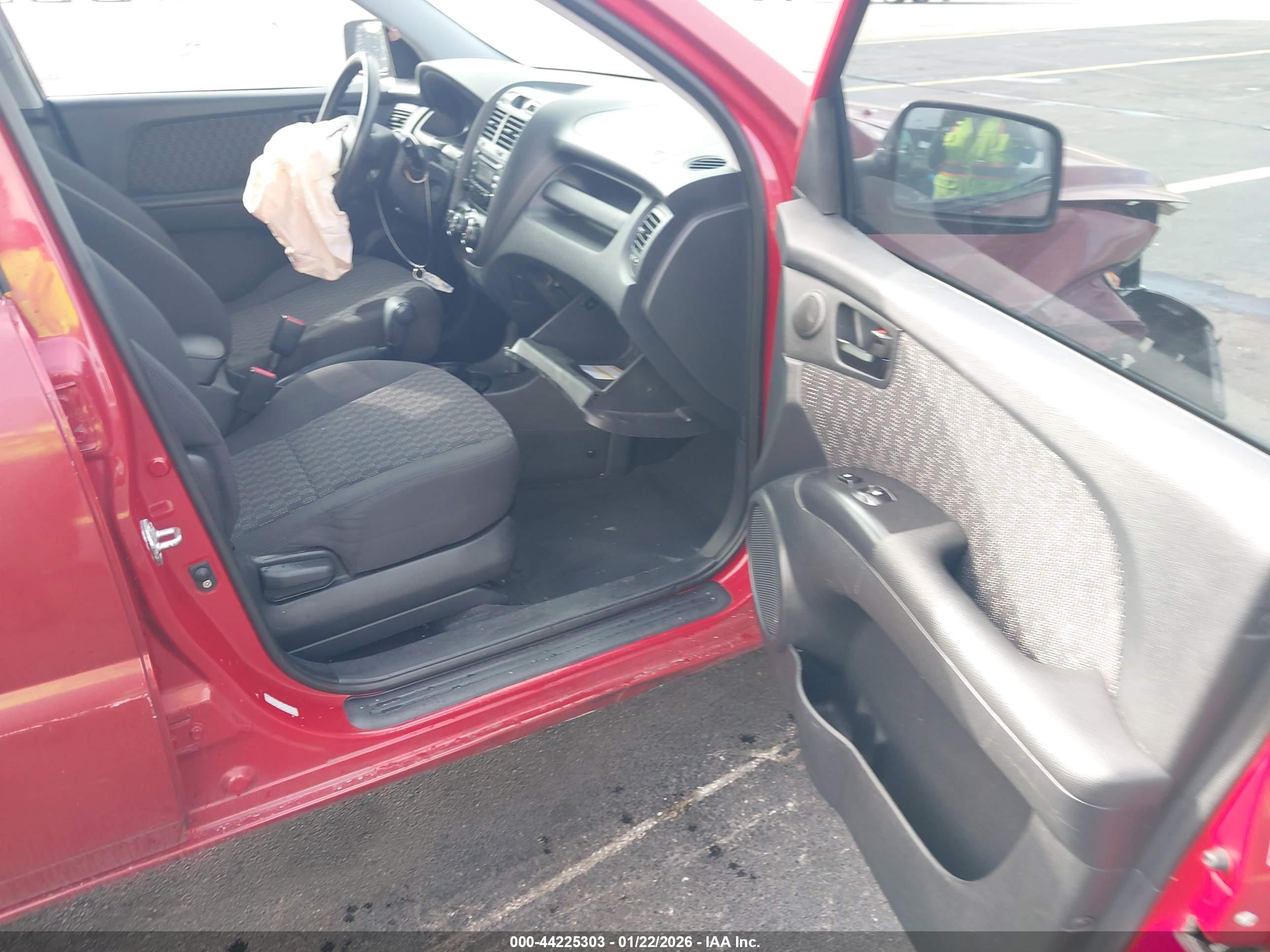 KIA SPORTAGE image 5