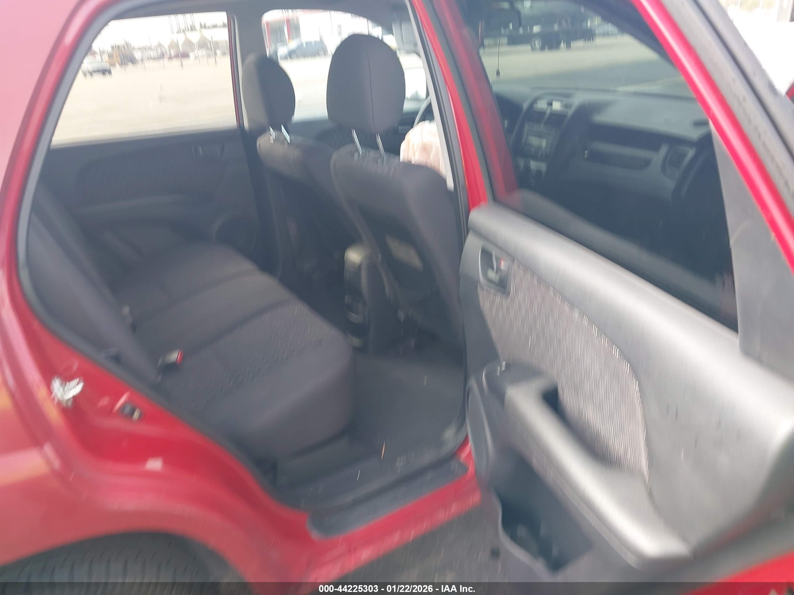 KIA SPORTAGE image 8