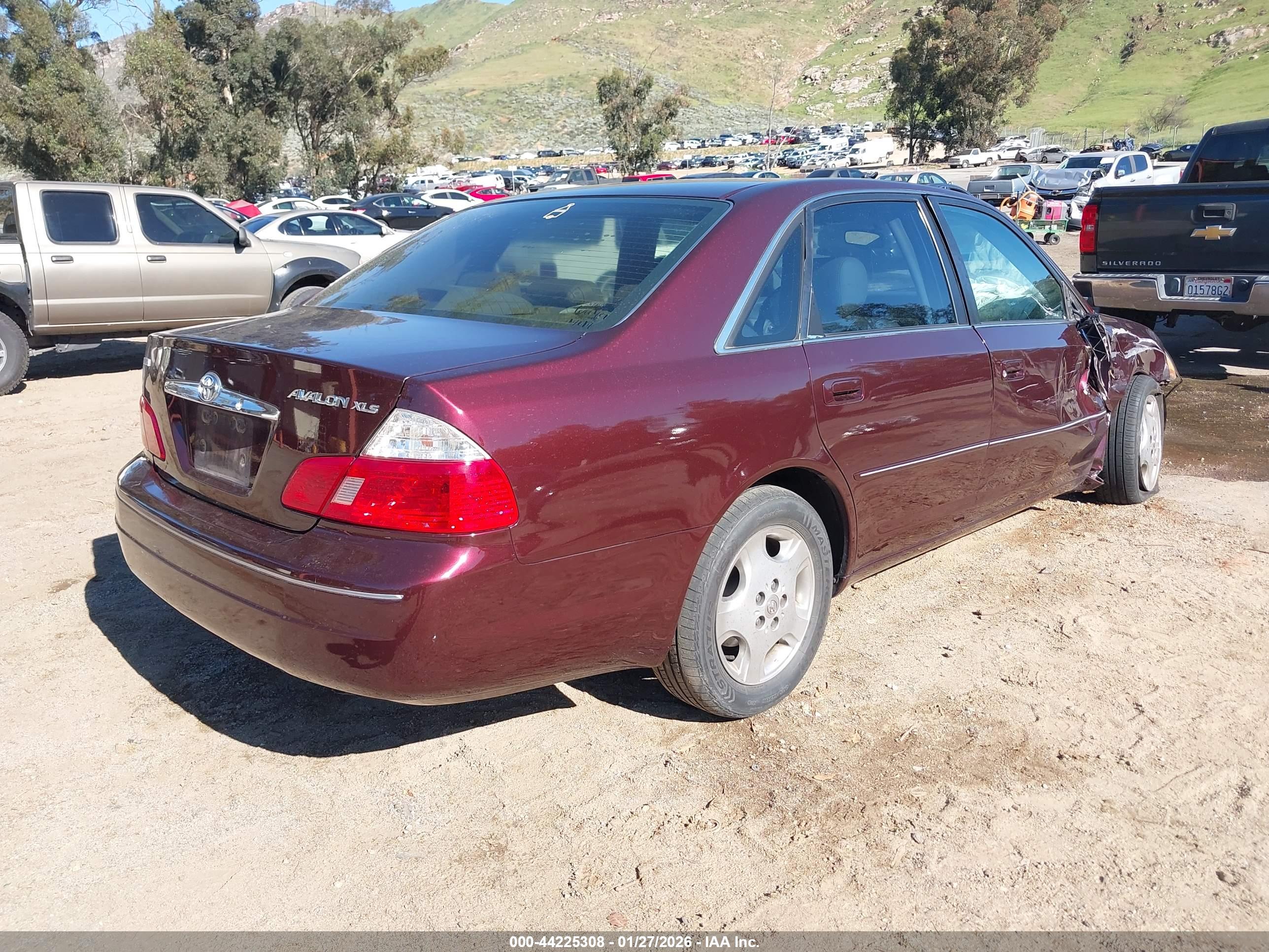 TOYOTA AVALON image 4
