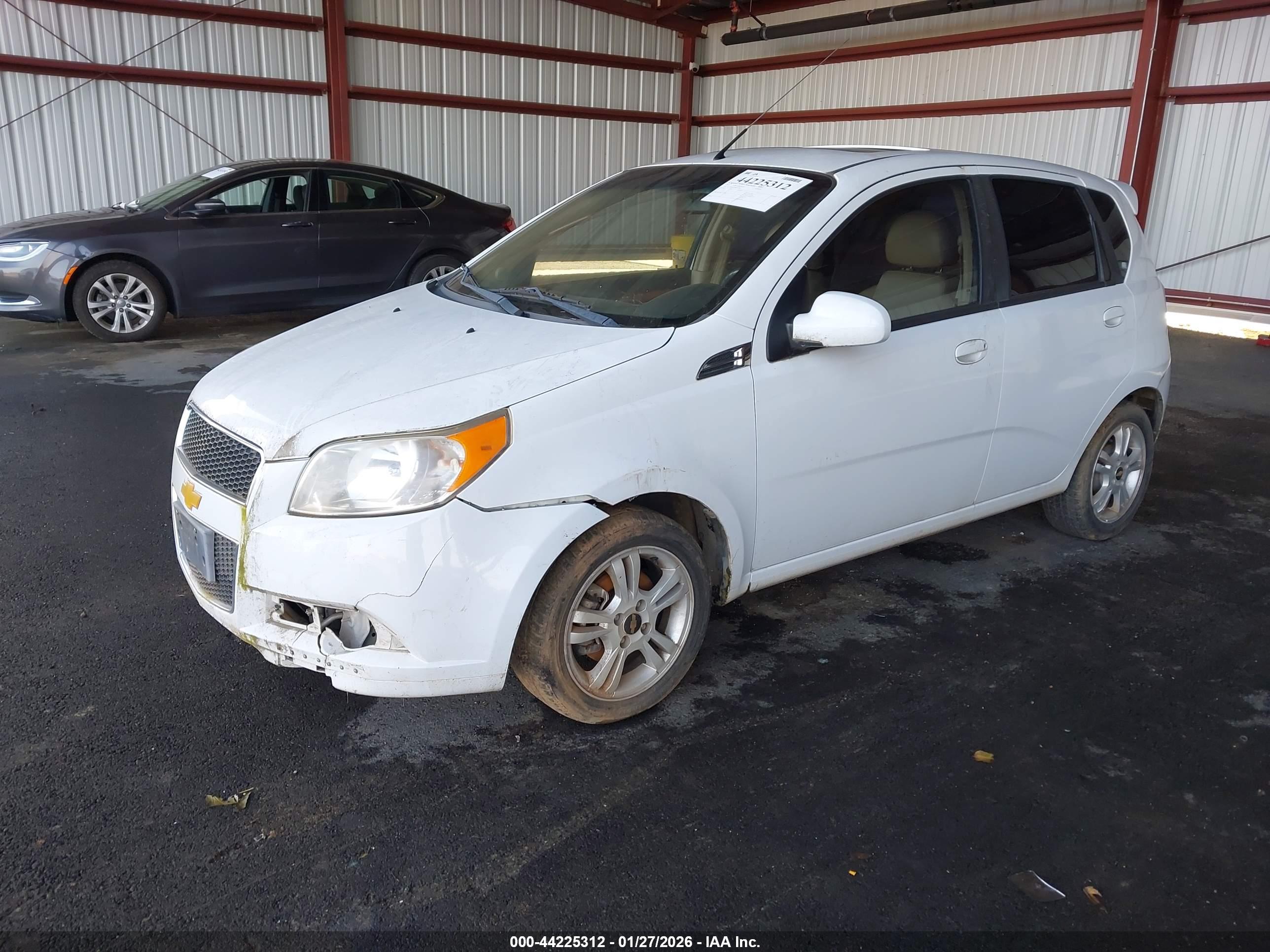 CHEVROLET AVEO image 2