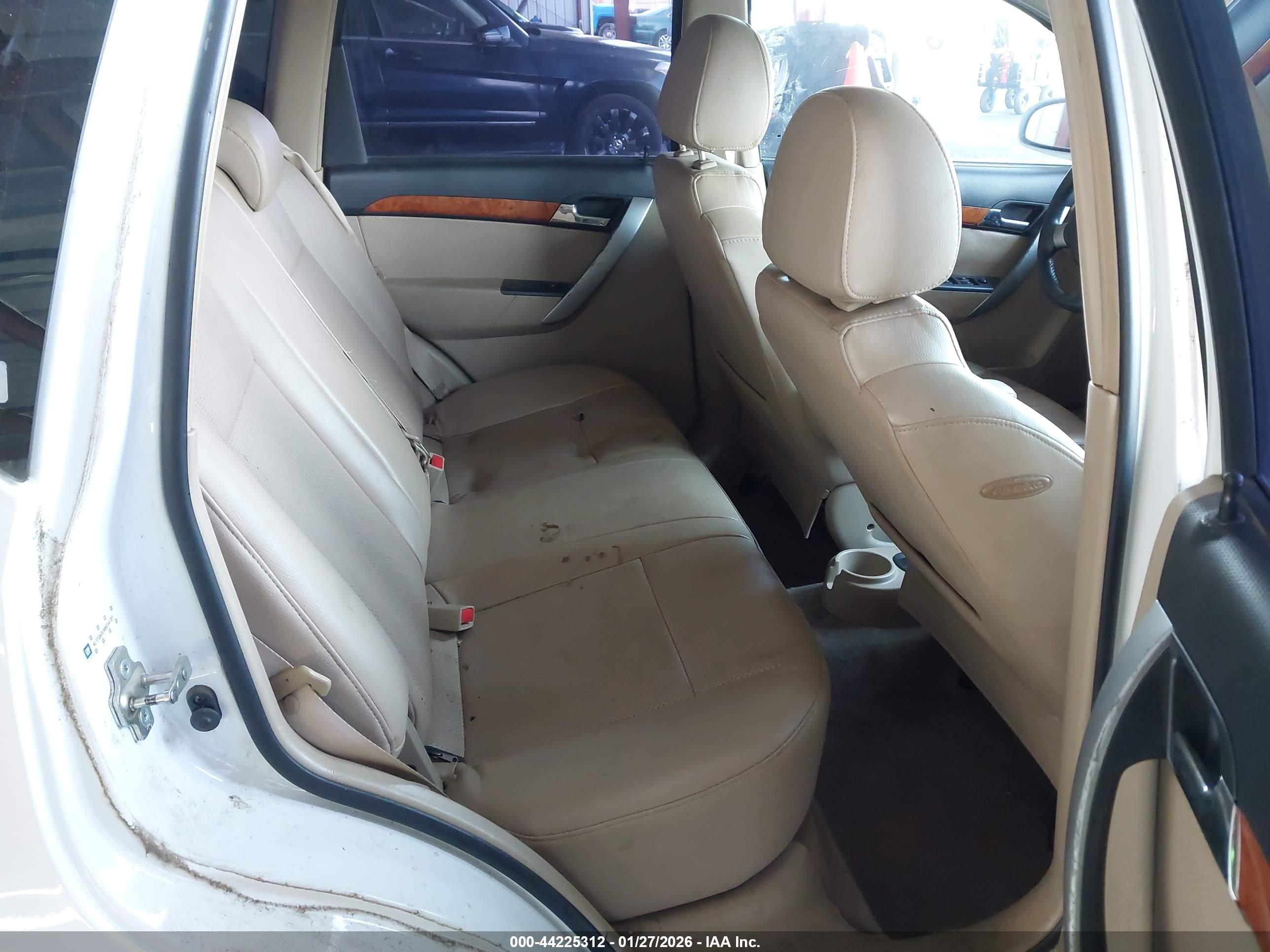 CHEVROLET AVEO image 8