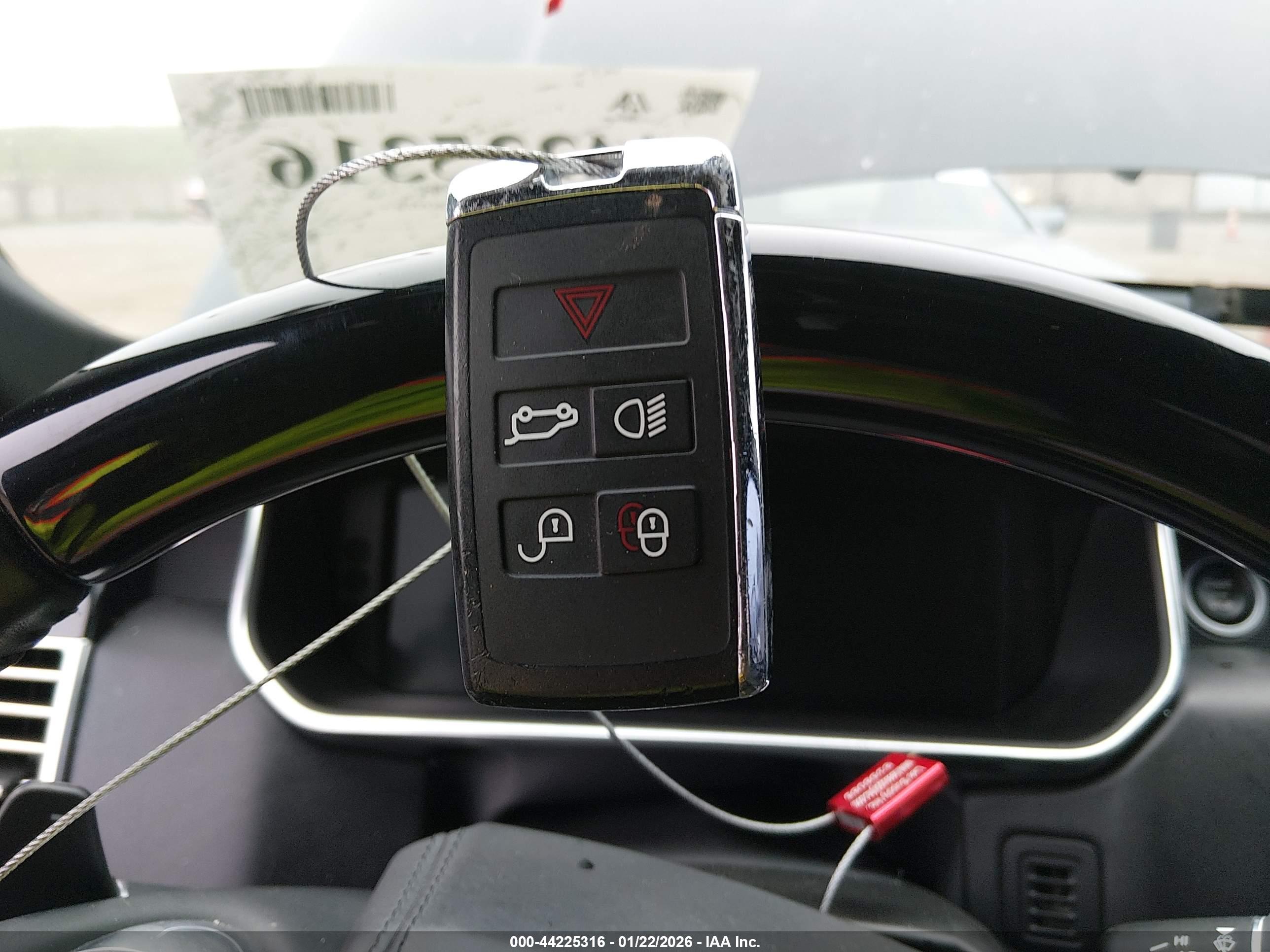 LAND ROVER image 11
