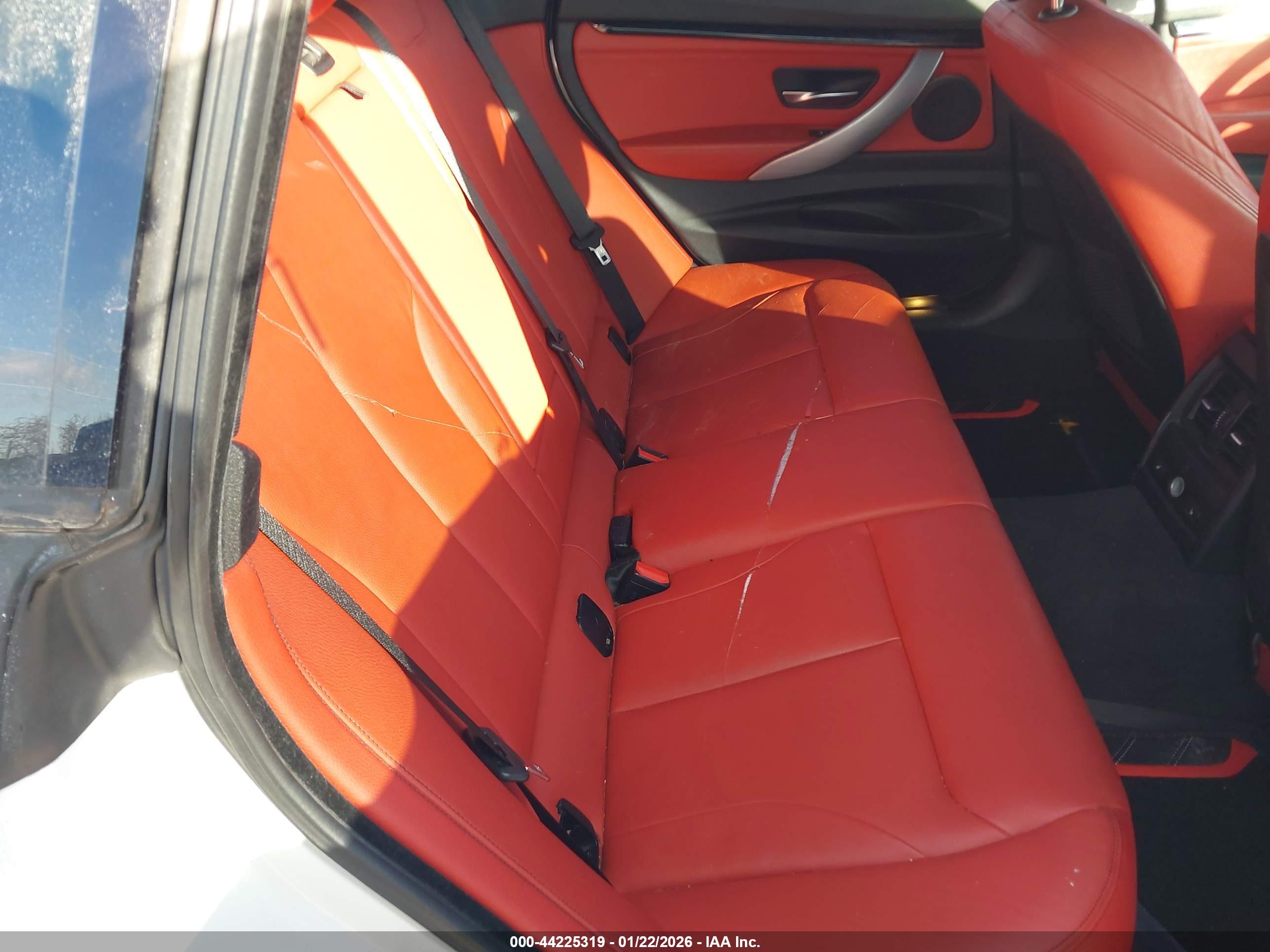BMW 328I image 8
