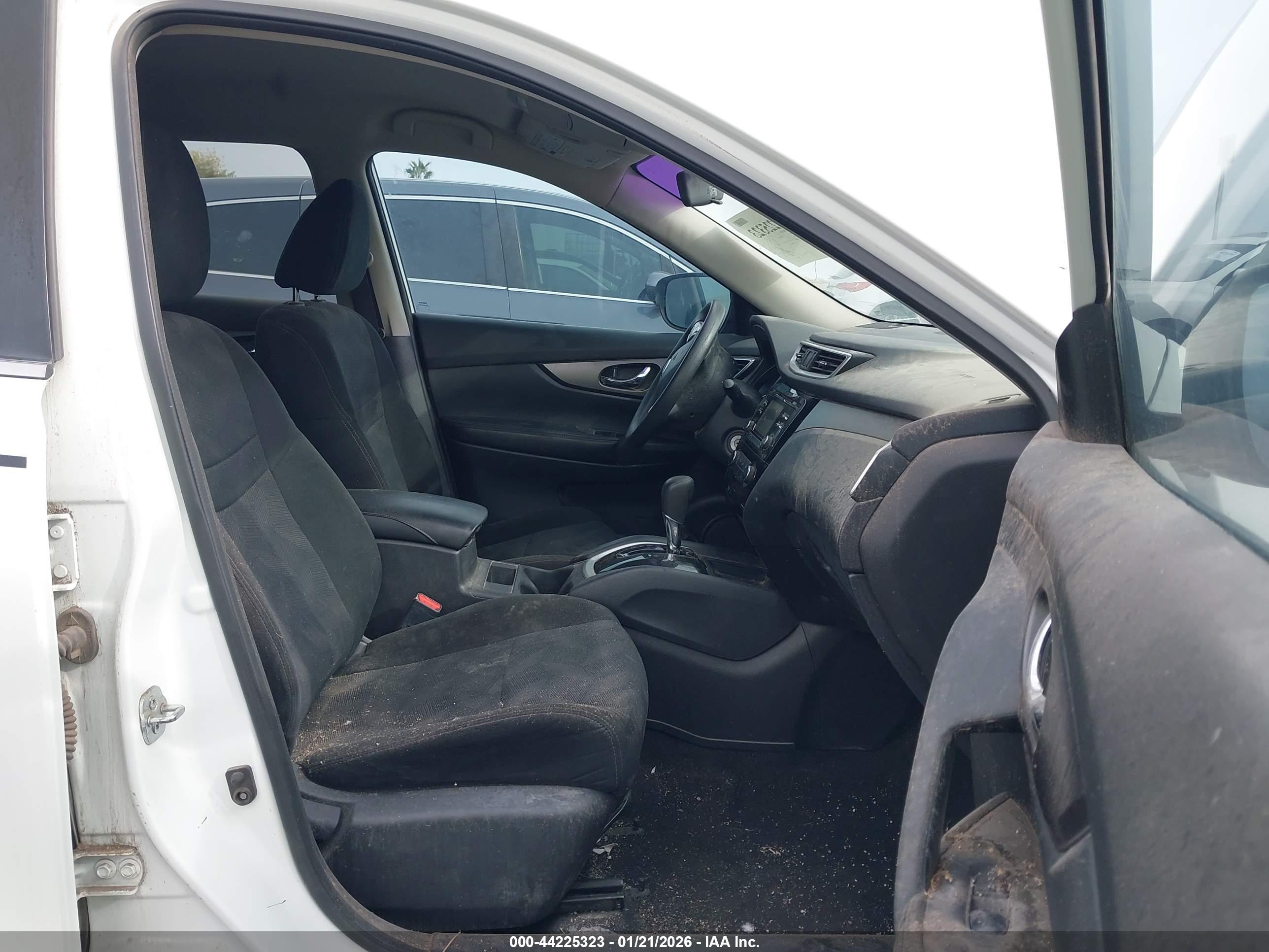NISSAN ROGUE image 5