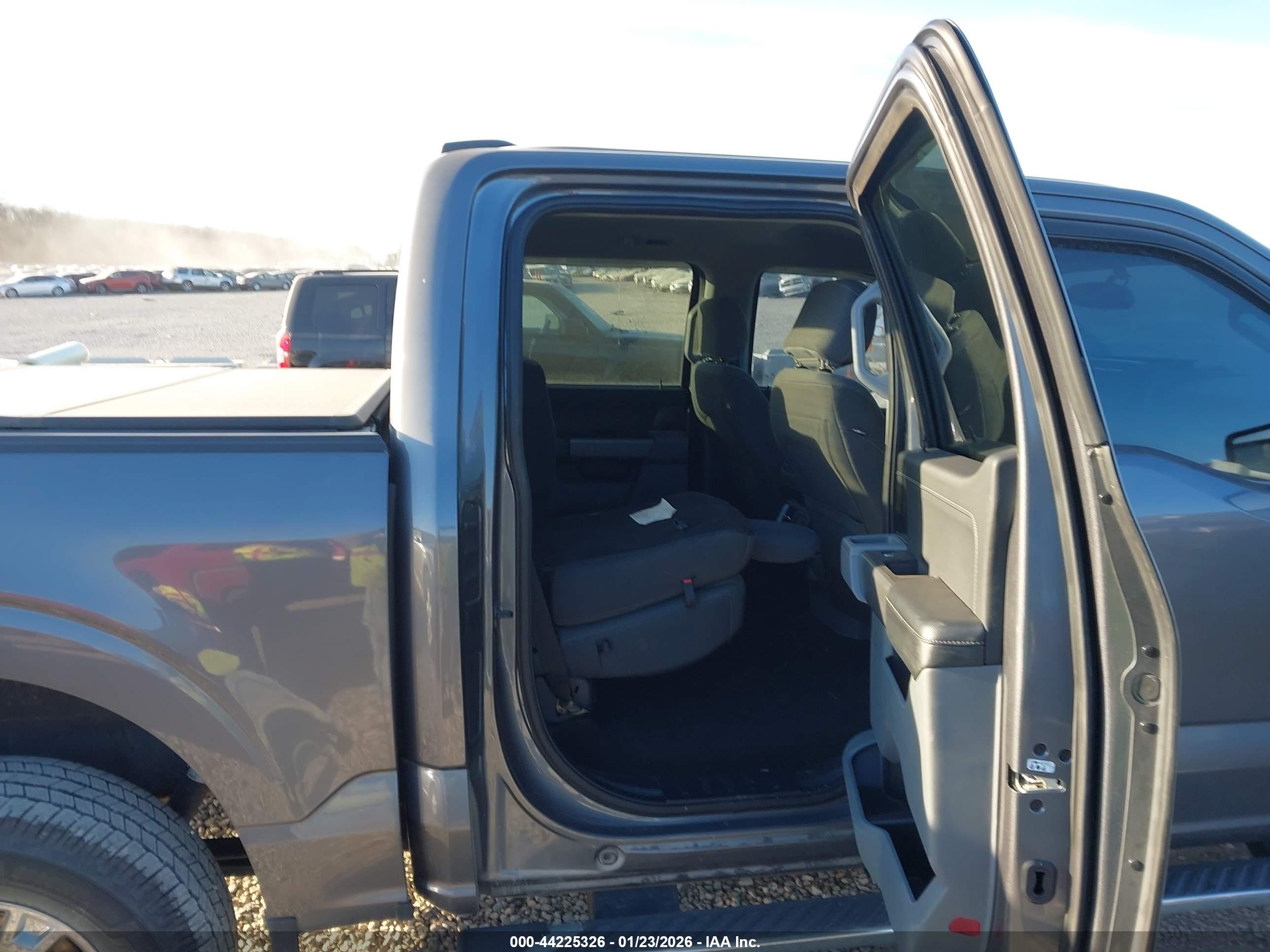 FORD F-150 image 8
