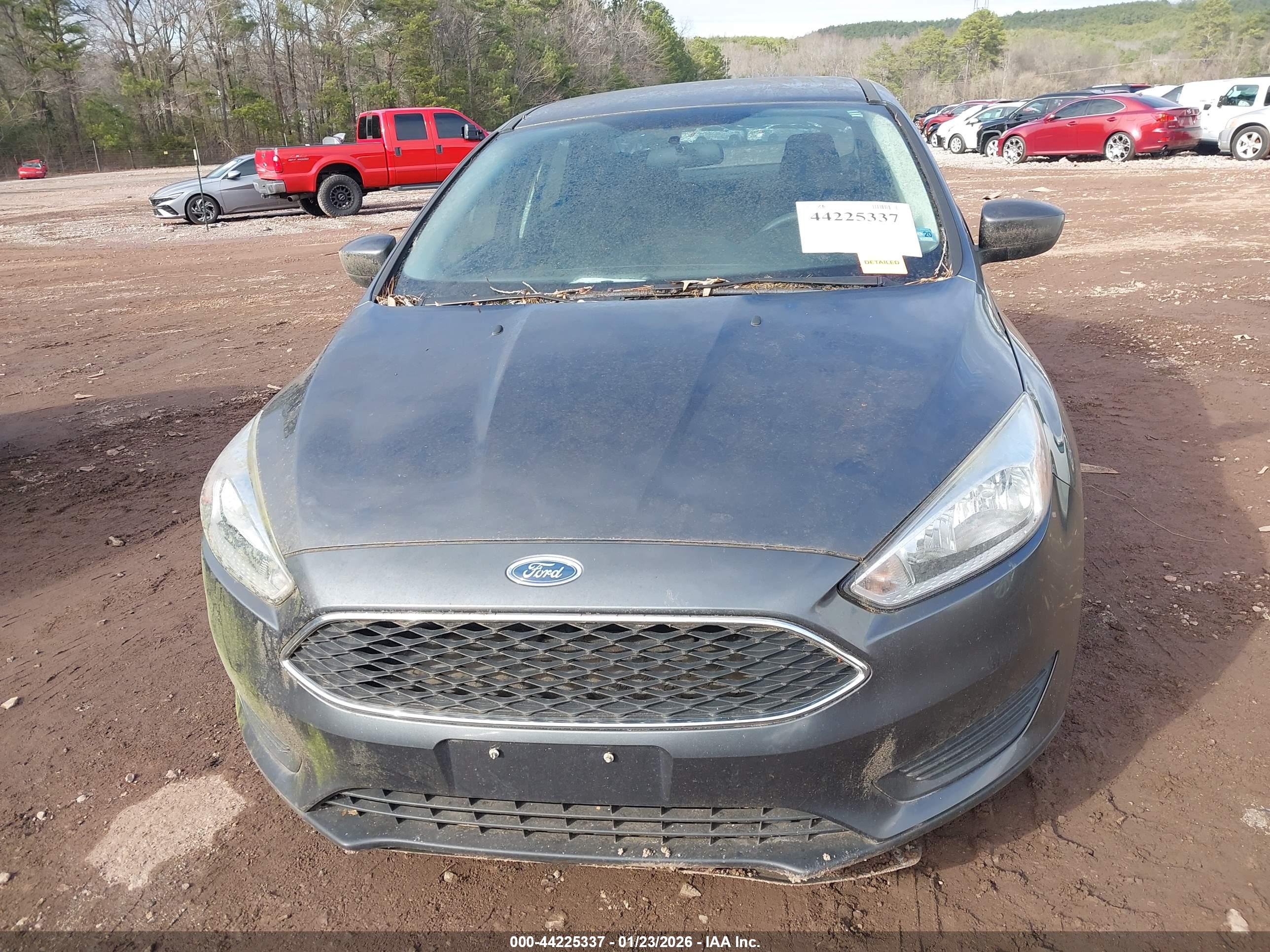 FORD FOCUS image 6