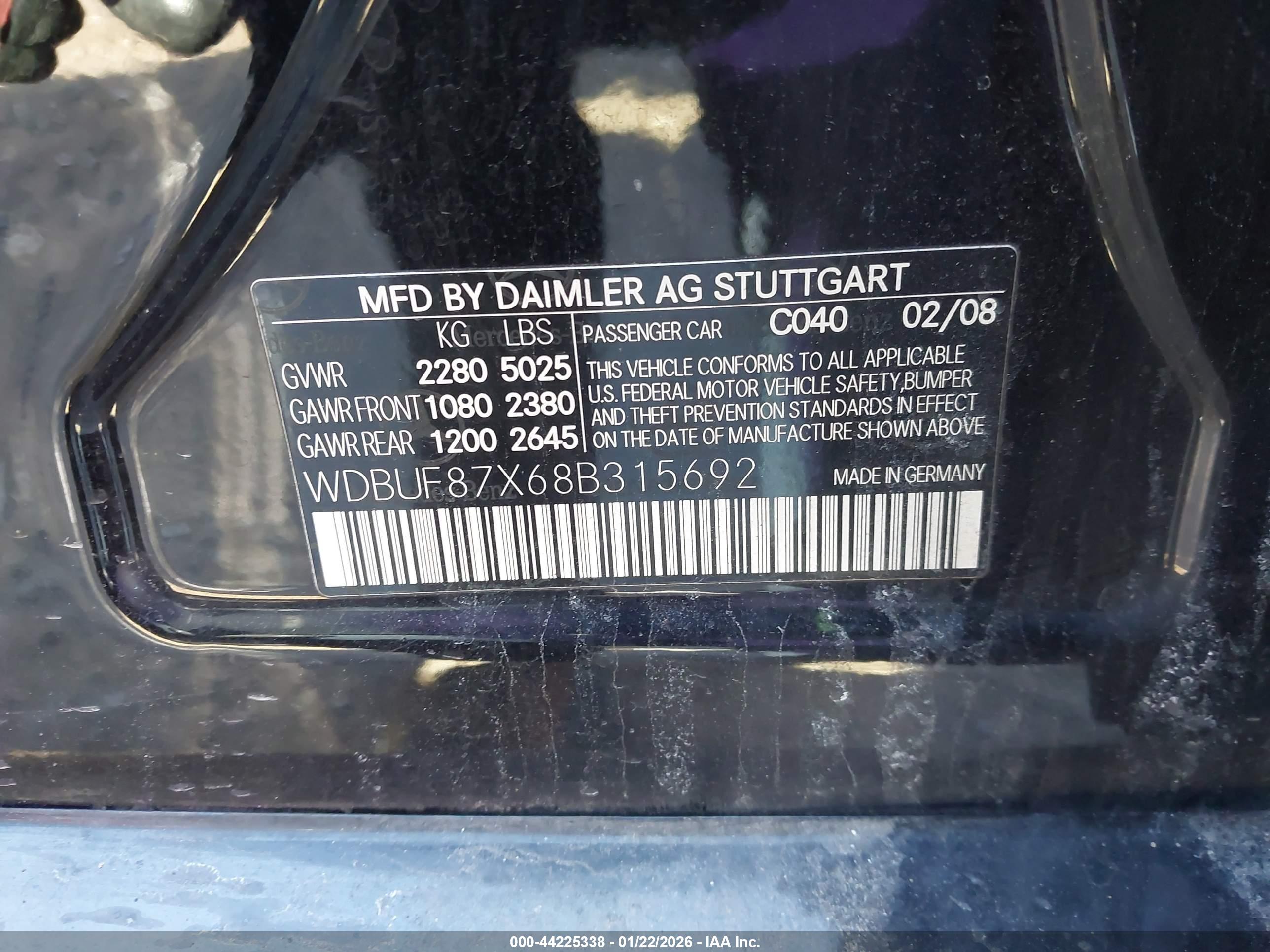 MERCEDES-BENZ E image 9