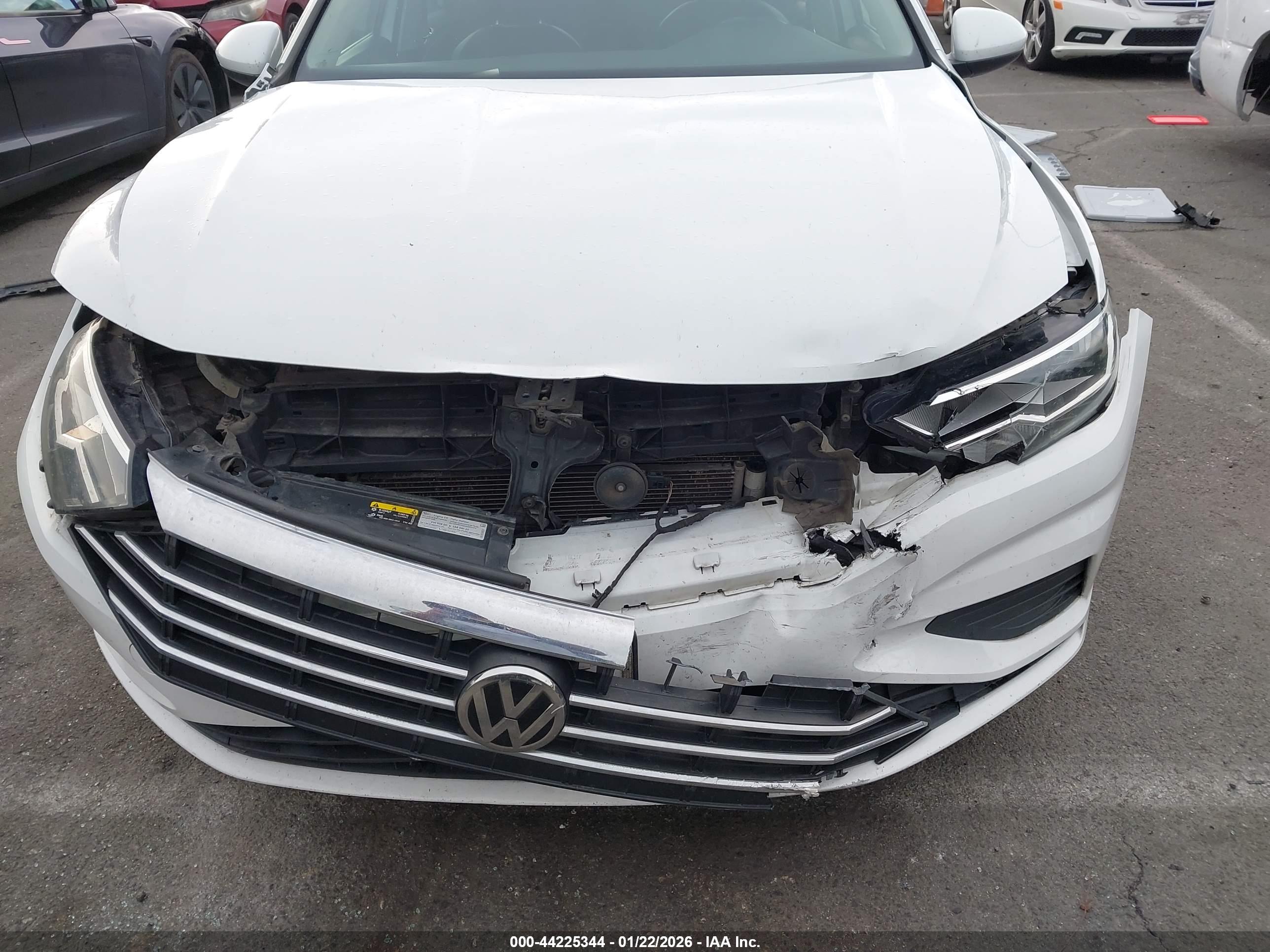 VOLKSWAGEN JETTA image 6